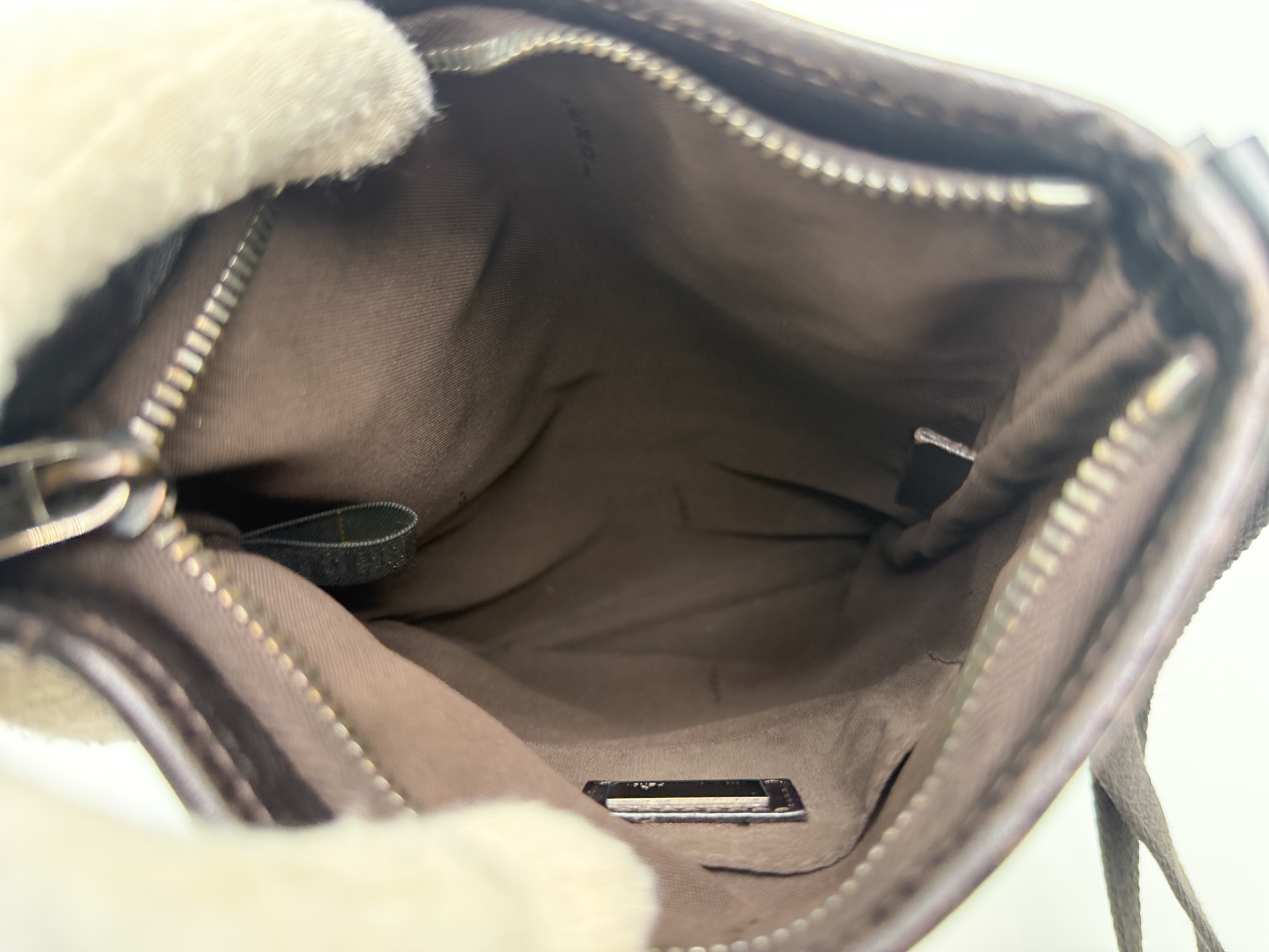 Zucca Canvas x Leather Shoulder Bag — view 11