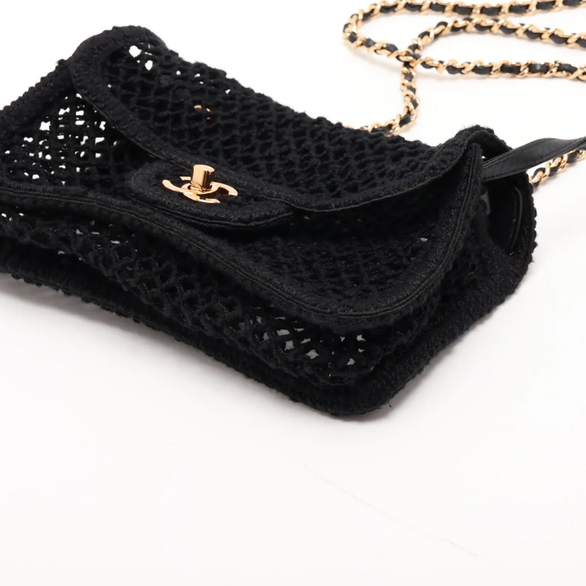 Coco Beach Mesh x Leather Single Flap Single Chain Bag, Black with Gold Hardware, L64E0EG7, Random Plate — view 3