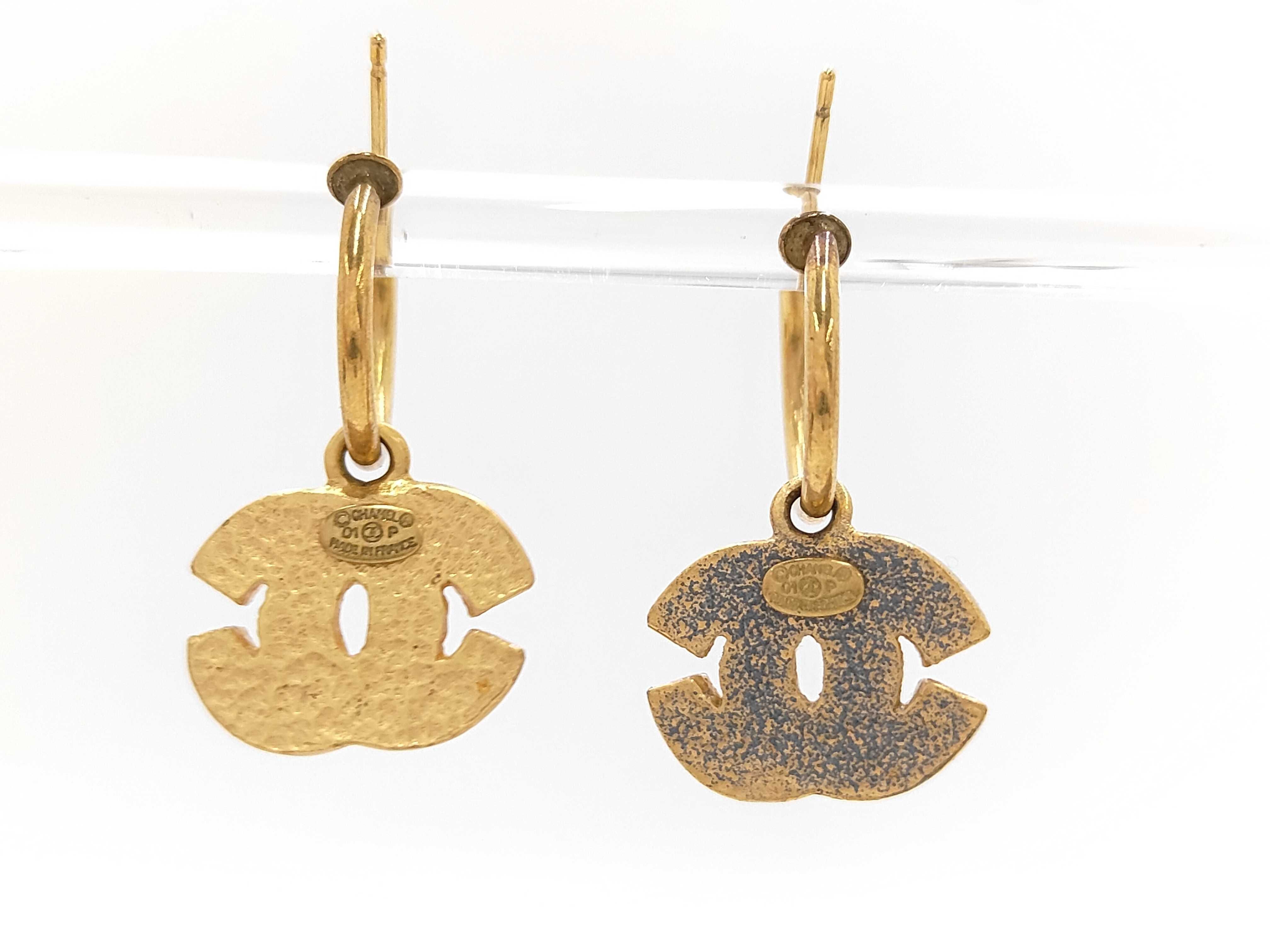 Coco Mark Hoop Earrings, Gold, 01P Earrings — view 2
