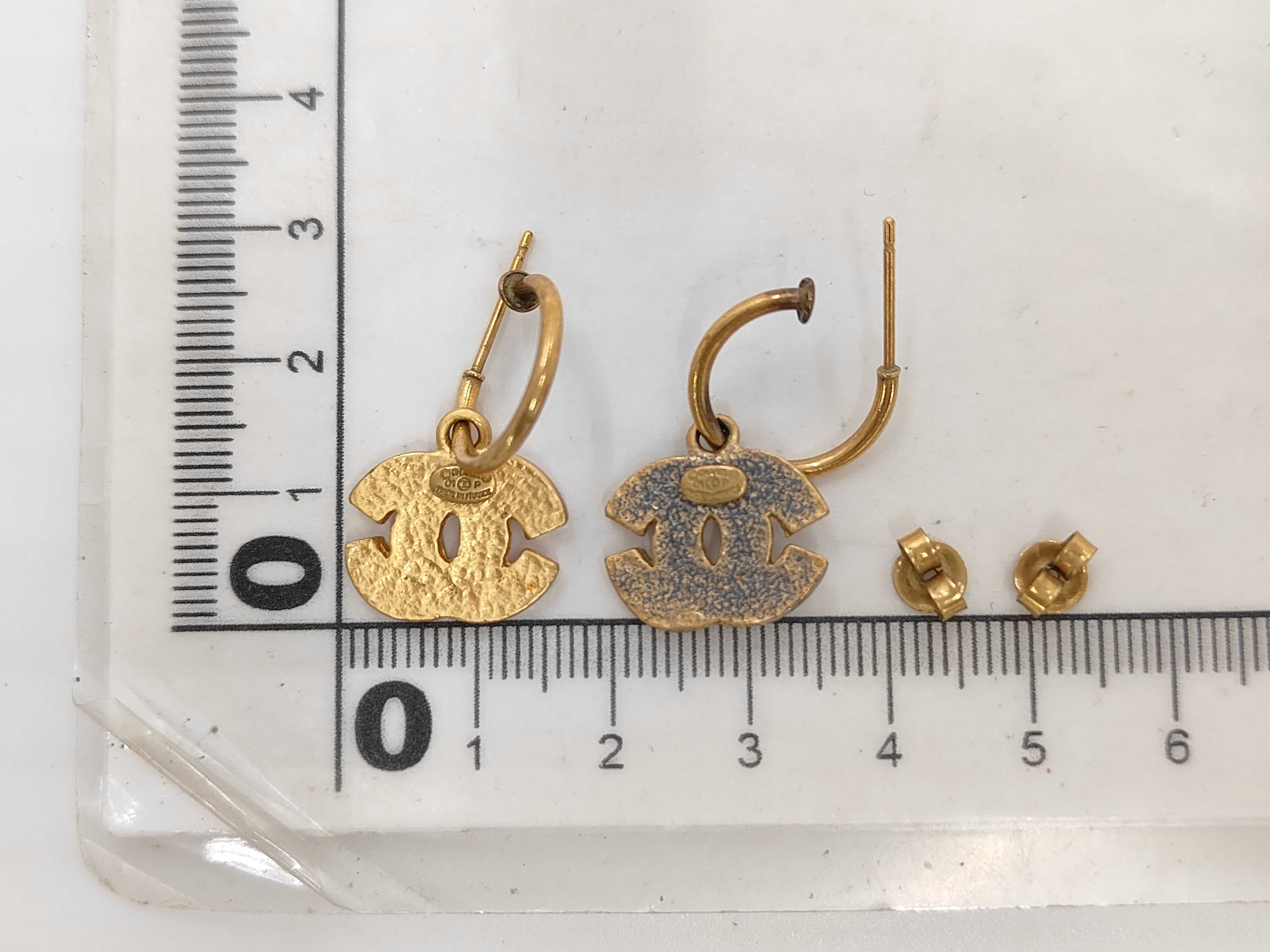 Coco Mark Hoop Earrings, Gold, 01P Earrings — view 7
