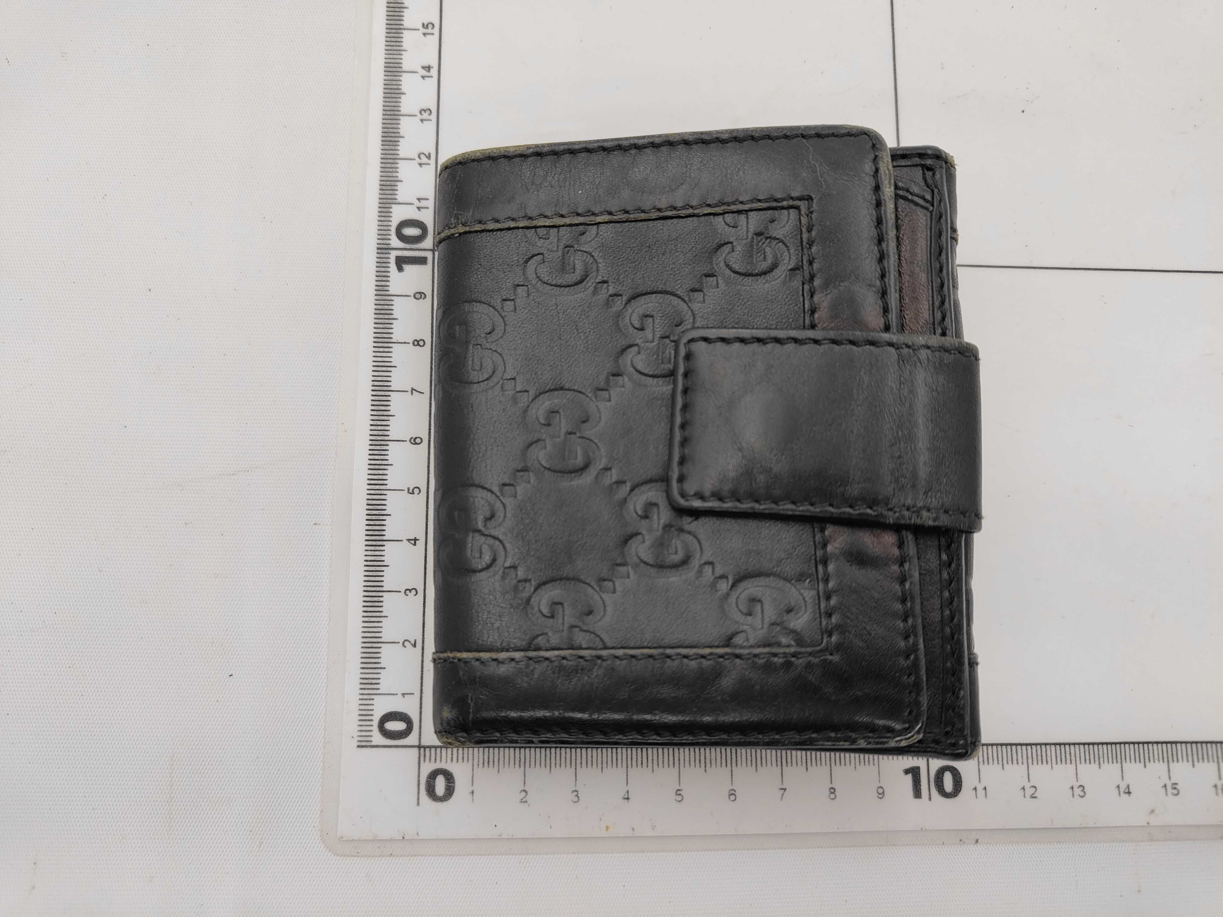 wallet — view 2