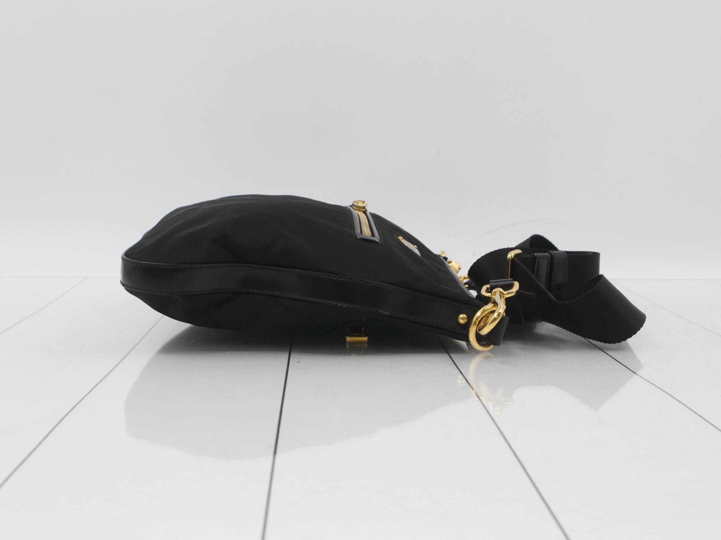 Triangle logo shoulder bag, nylon x leather — view 3