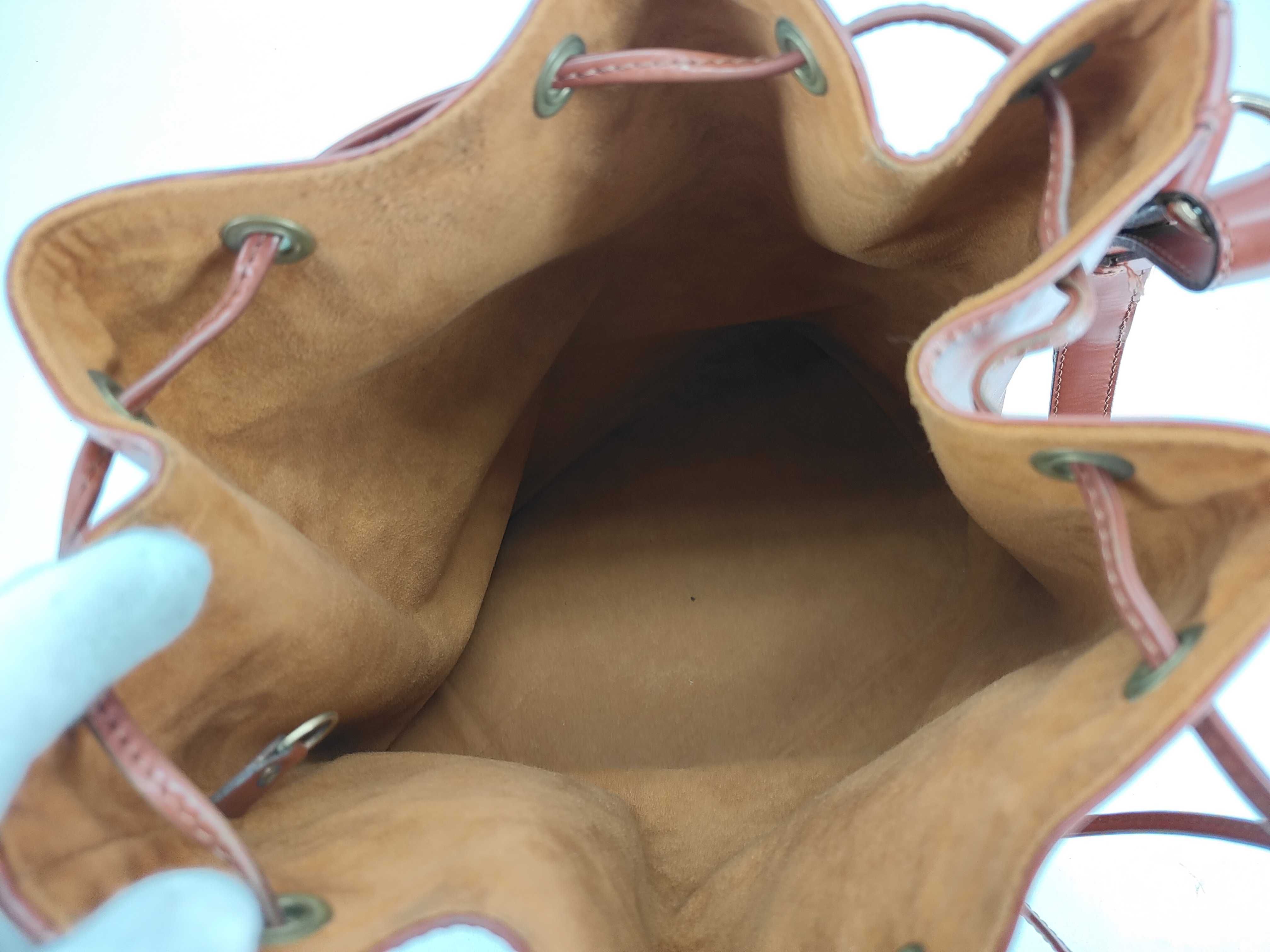 Epi Noe Shoulder Bag — view 12