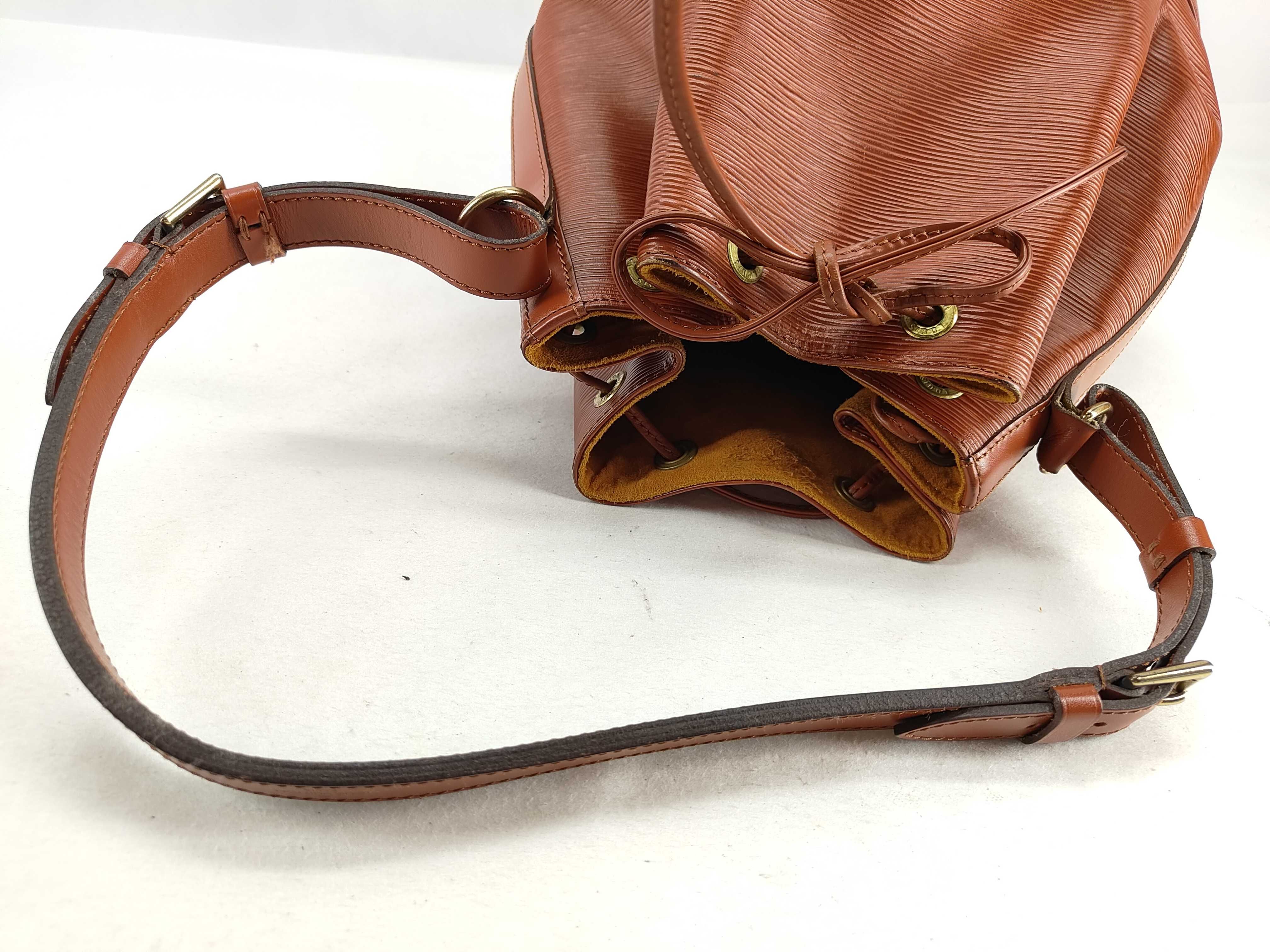 Epi Noe Shoulder Bag — view 3
