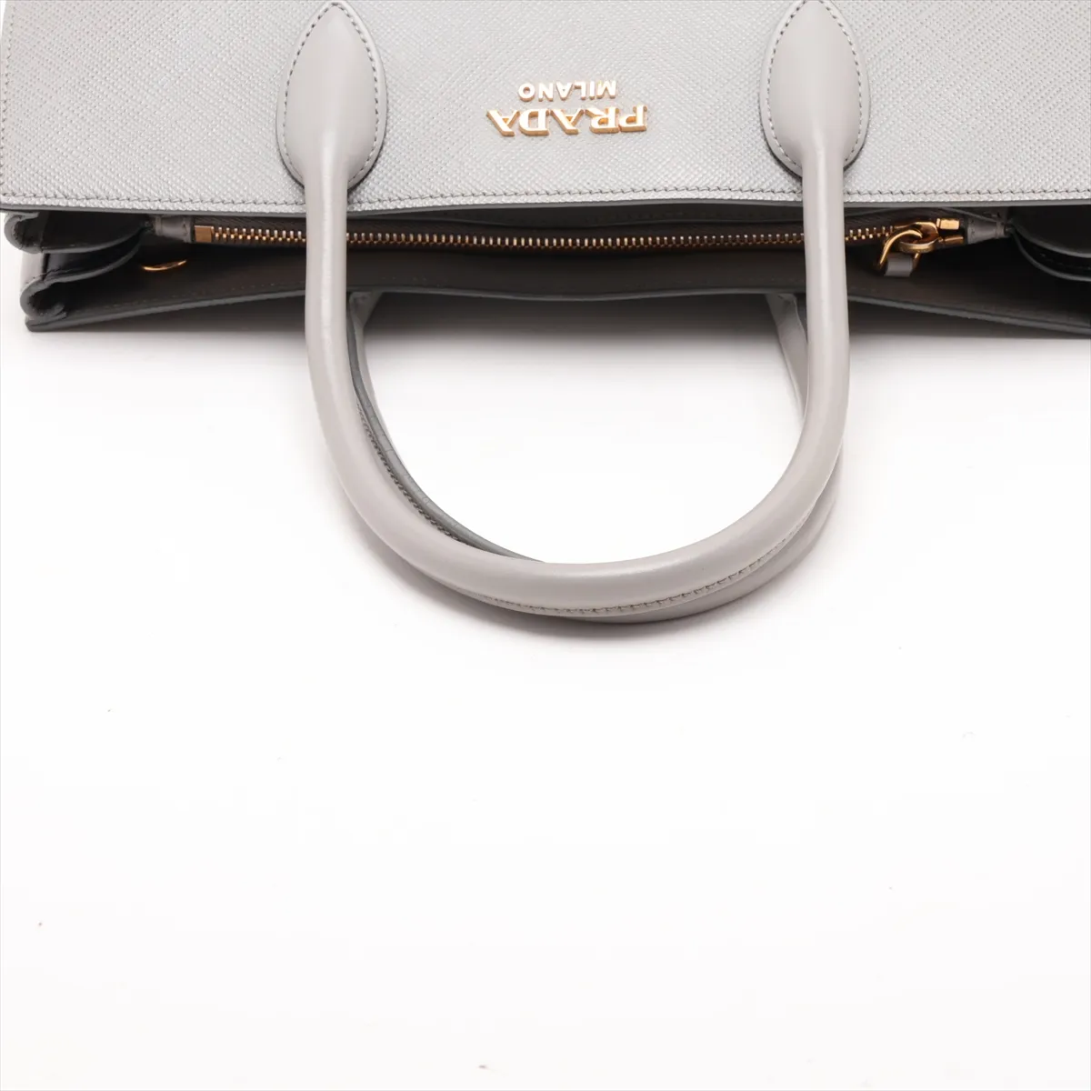 Vitello Daino Leather Handbag, Gray, 1BA153 — view 5