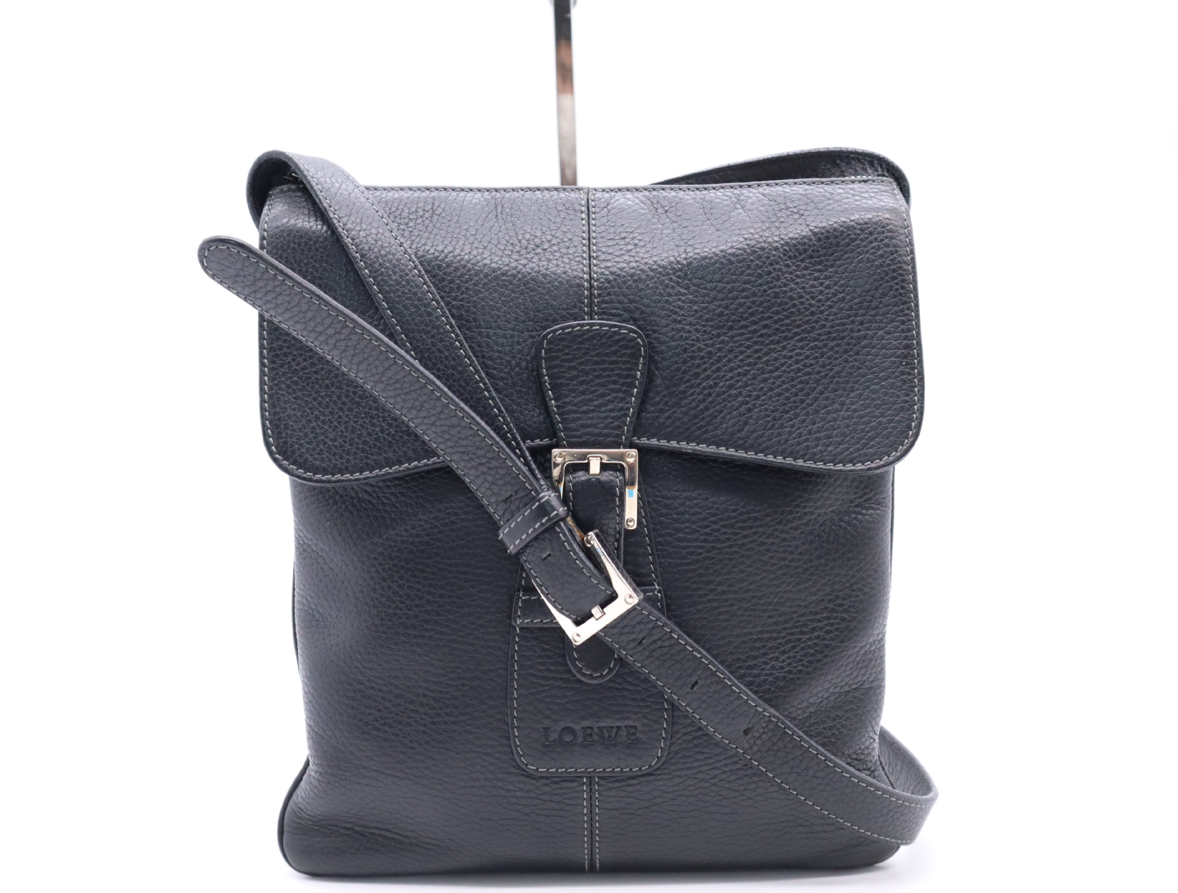 Leather Logo Shoulder Bag, Crossbody, No Gusset, Black, Silver Hardware