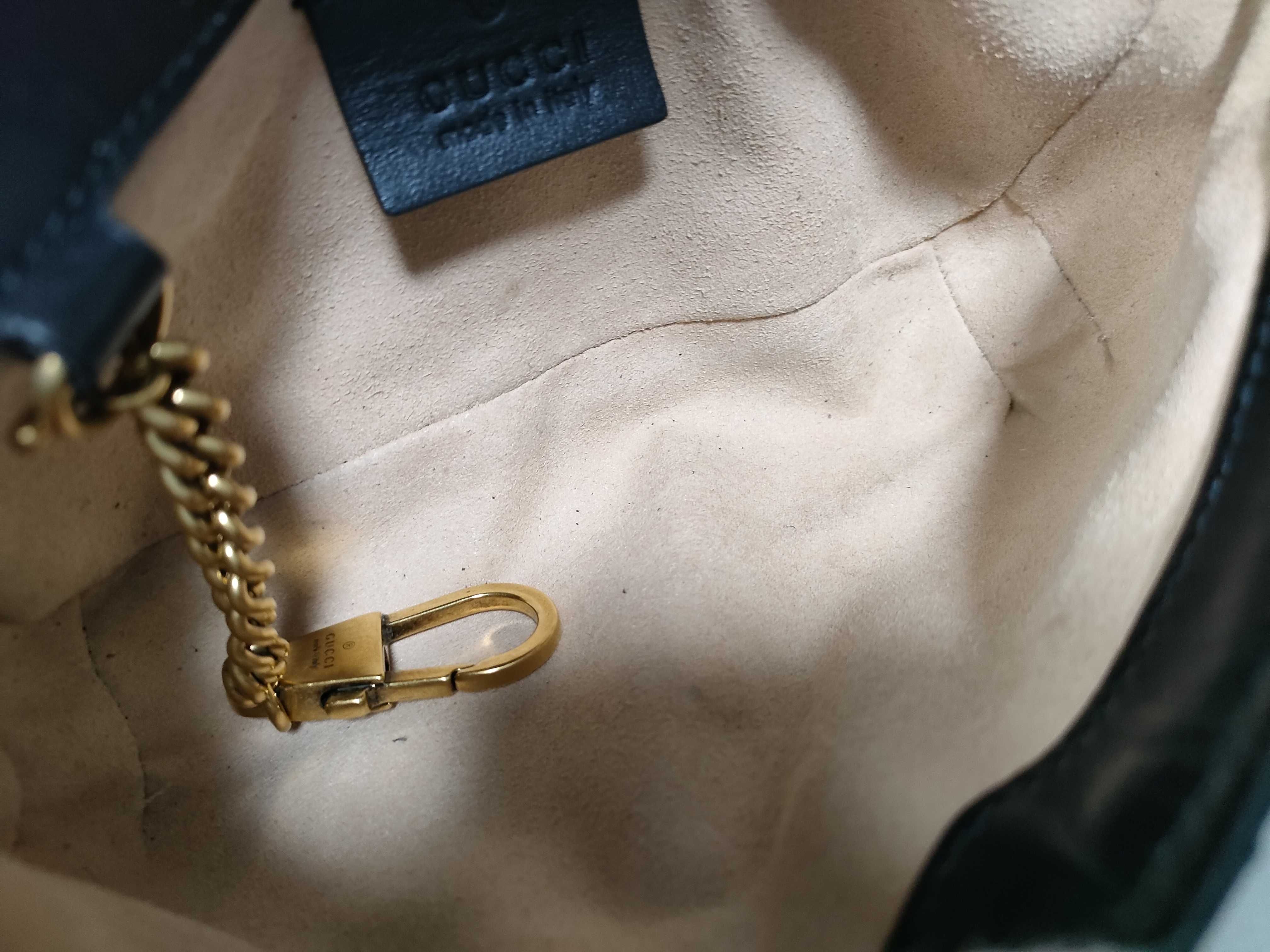 GG Marmont Chain Pouch — view 12