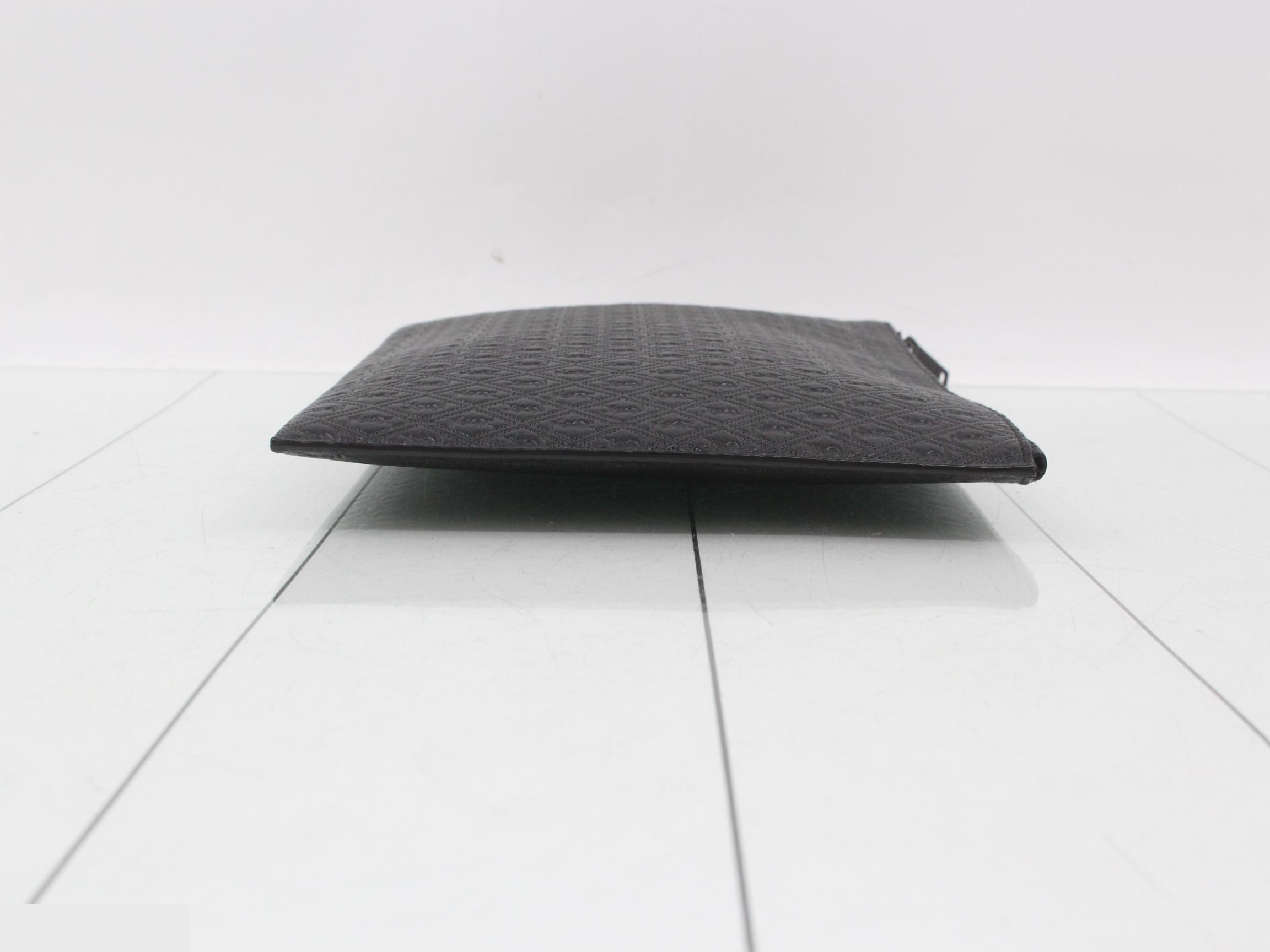 Le Monogram Leather Black Clutch Bag — view 3