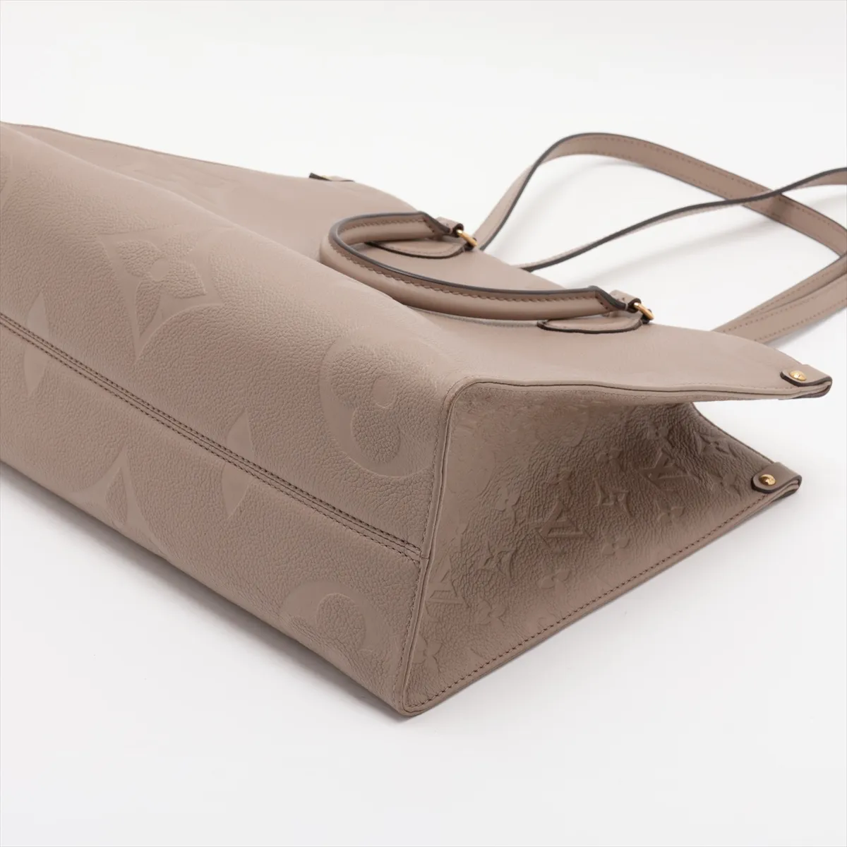 Monogram Empreinte OnTheGo MM M45607 Beige (RFID detected) — view 3