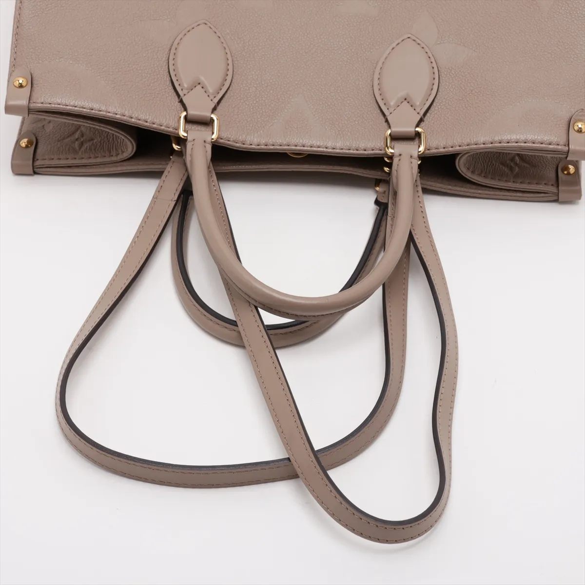 Monogram Empreinte OnTheGo MM M45607 Beige (RFID detected) — view 5