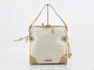 Other lines: Bags/Shoulder bags, Nylon, Gold