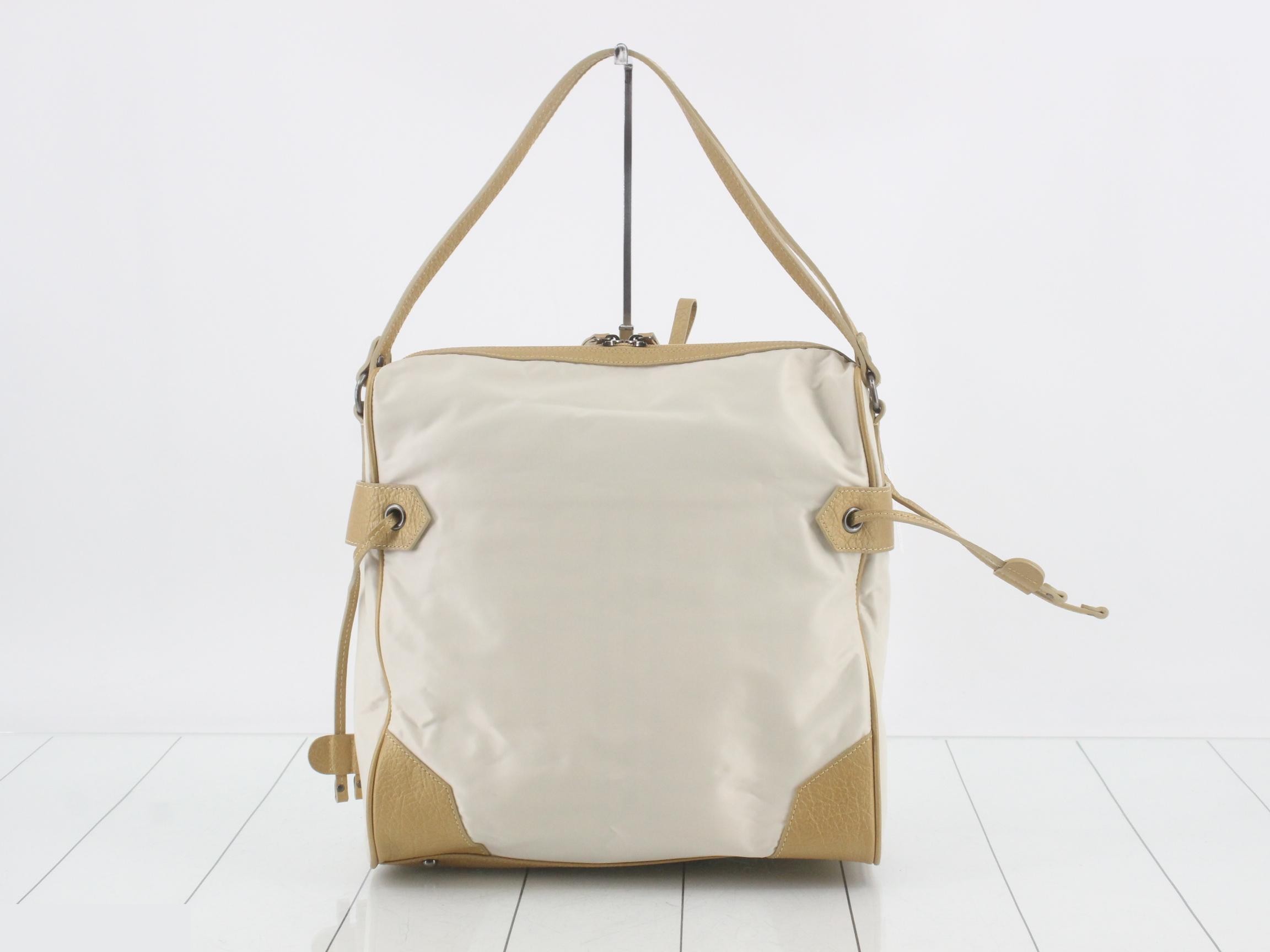 Other lines: Bags/Shoulder bags, Nylon, Gold — view 2