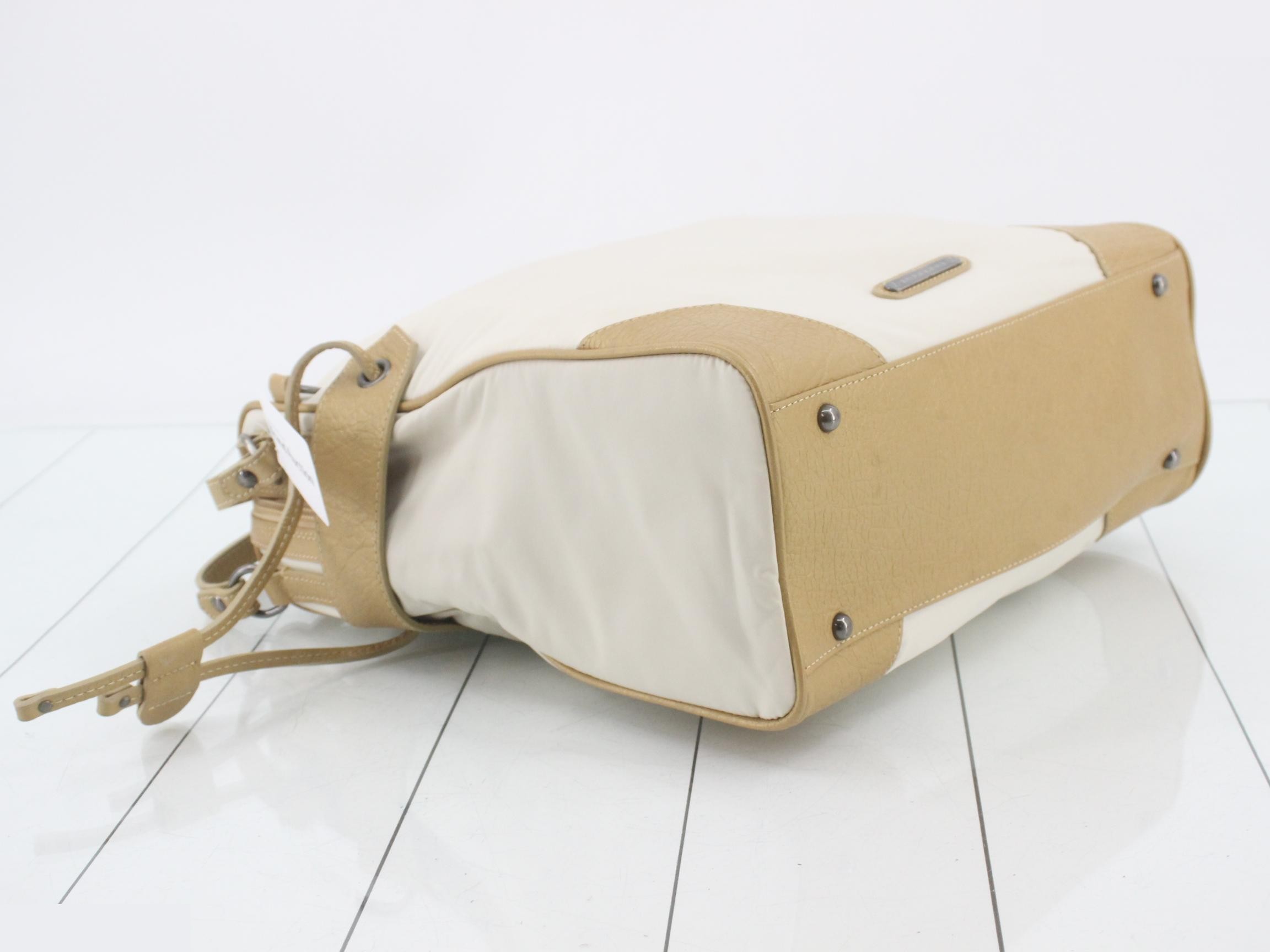 Other lines: Bags/Shoulder bags, Nylon, Gold — view 5