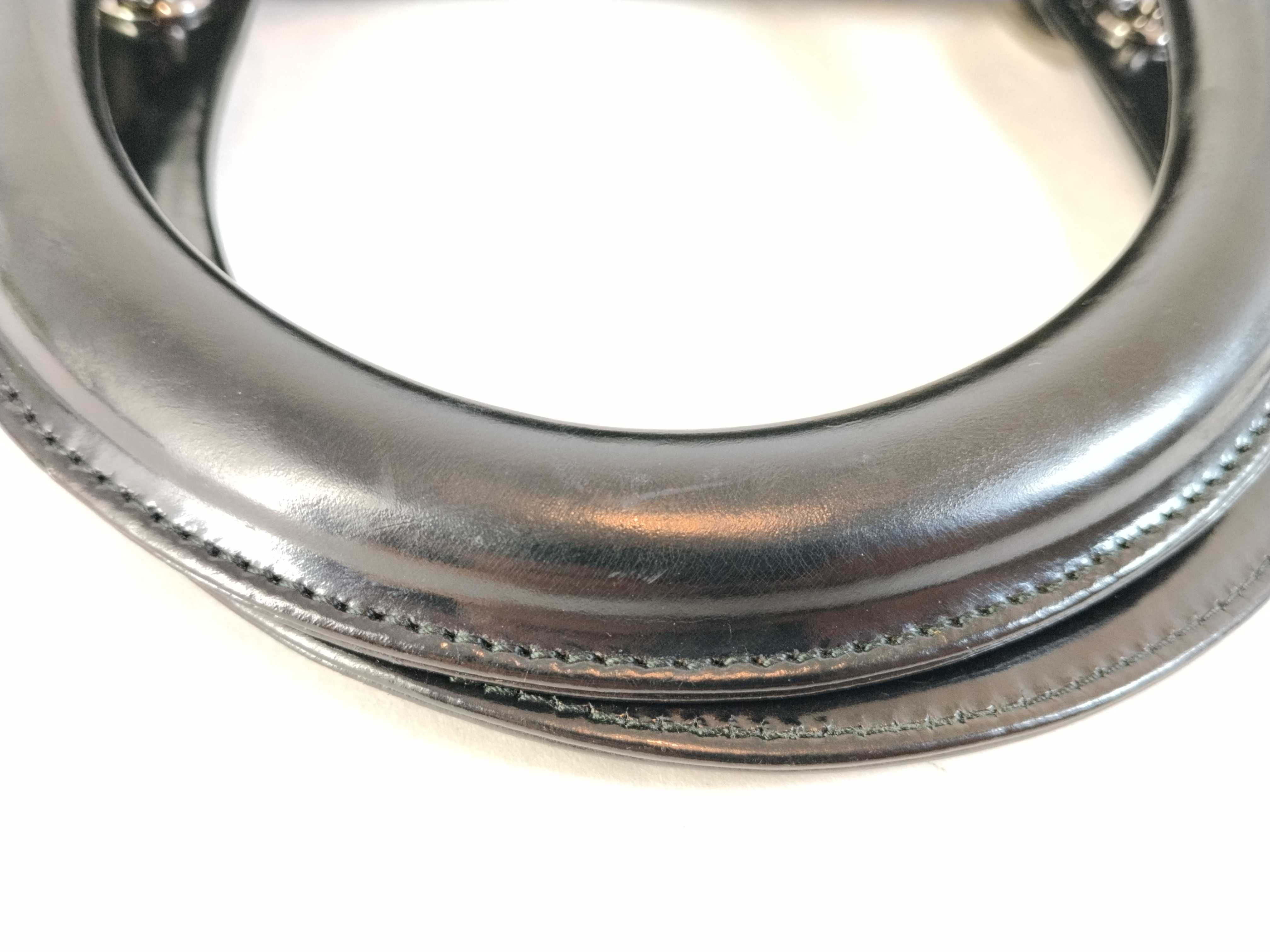handbag — view 4