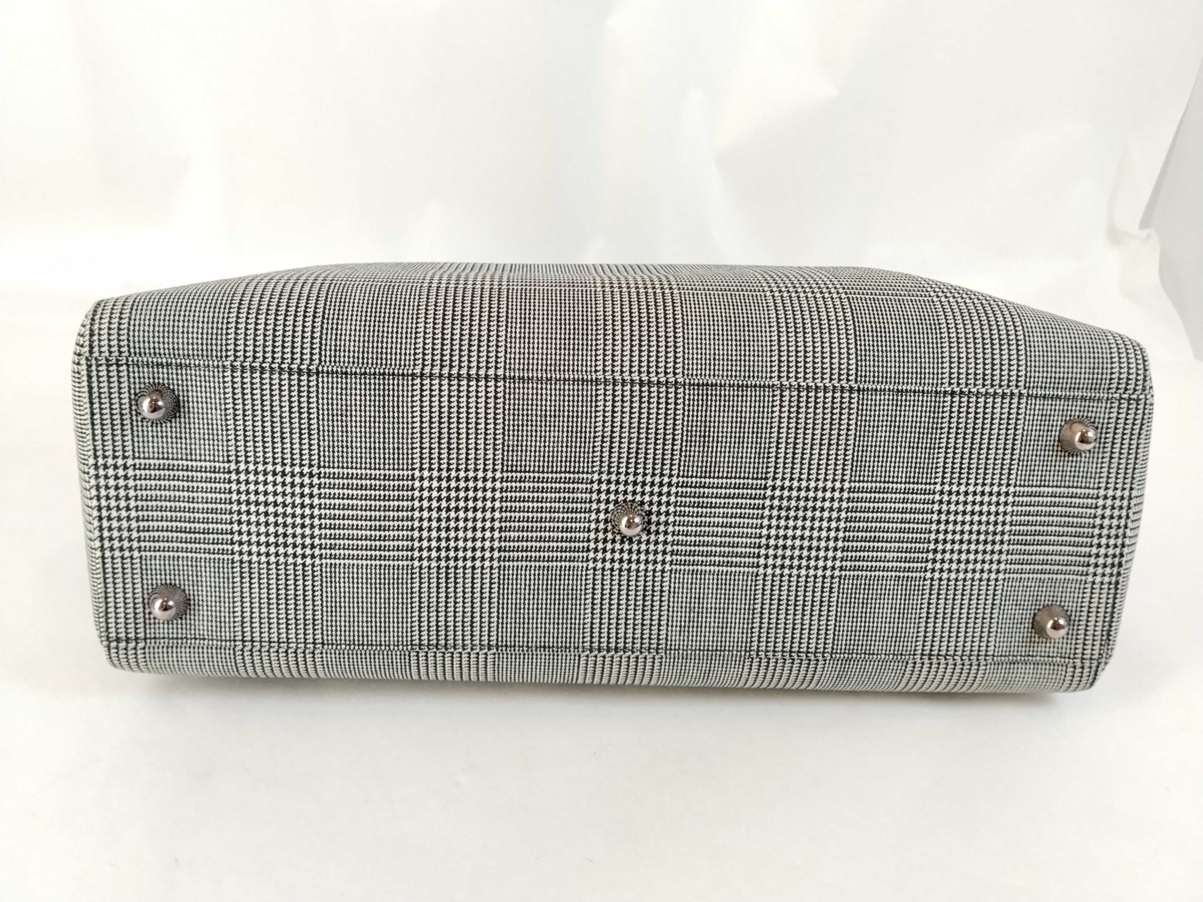 handbag — view 7