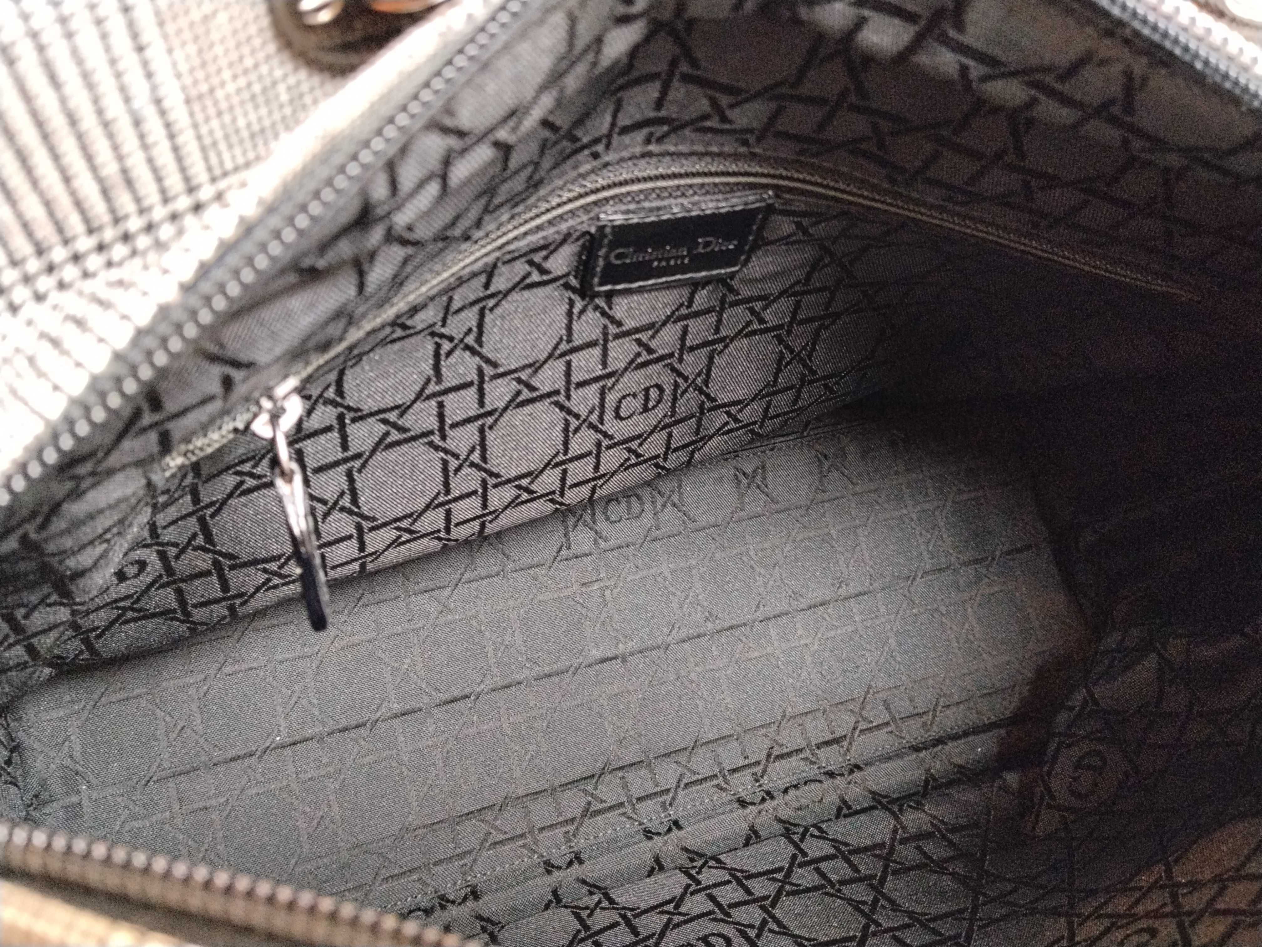 handbag — view 9