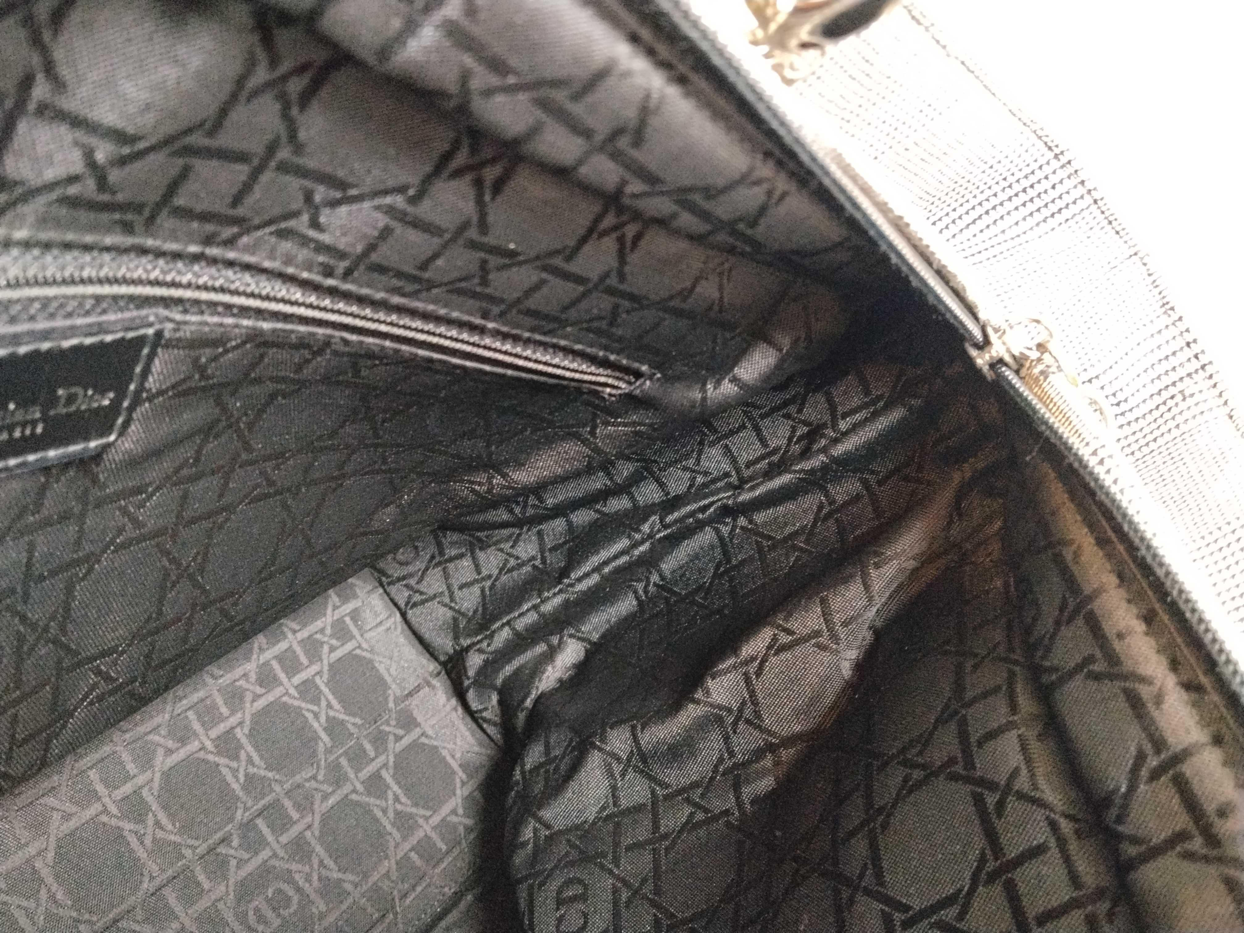 handbag — view 10