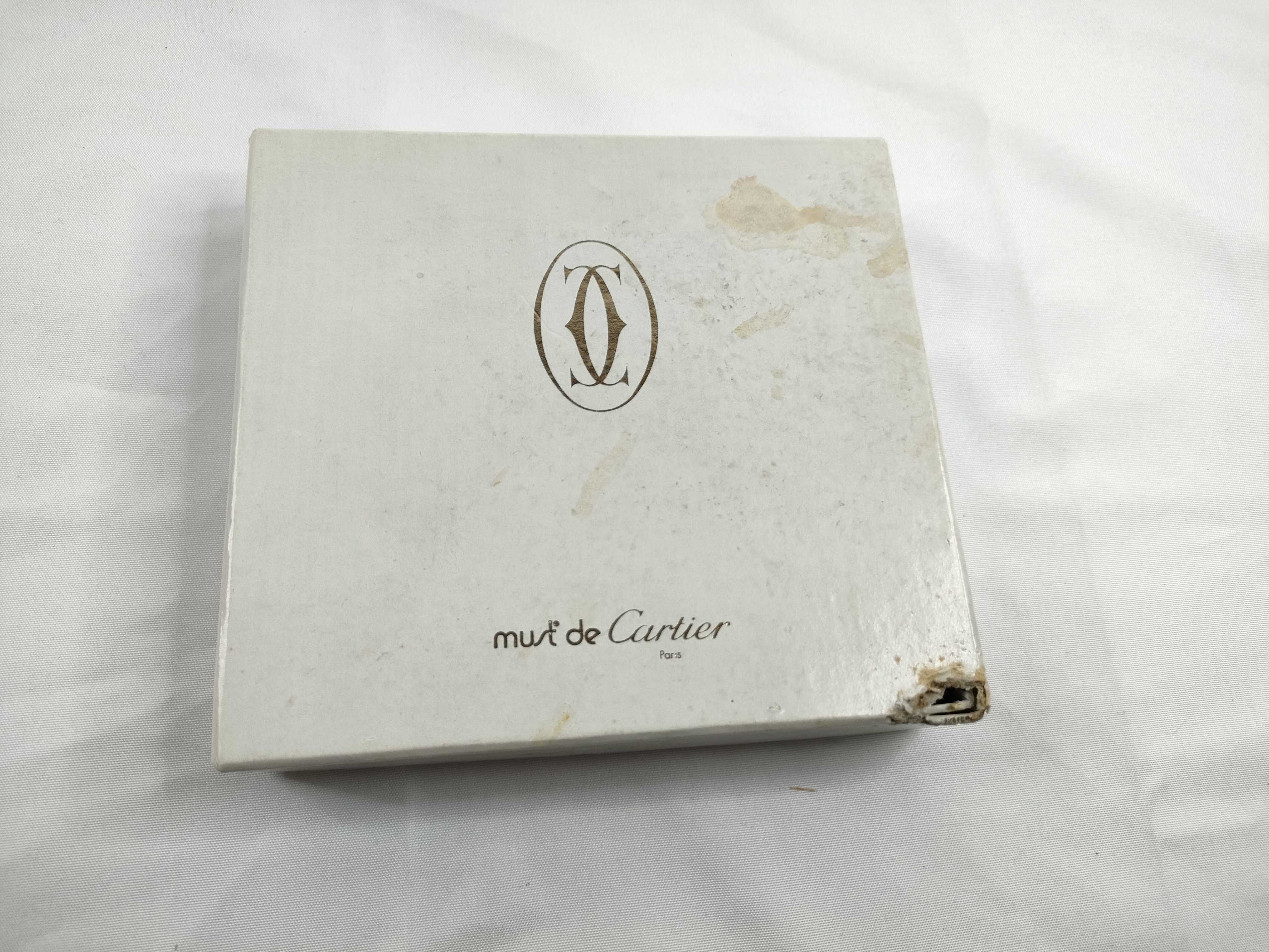 Must line leather bi-fold wallet — view 14