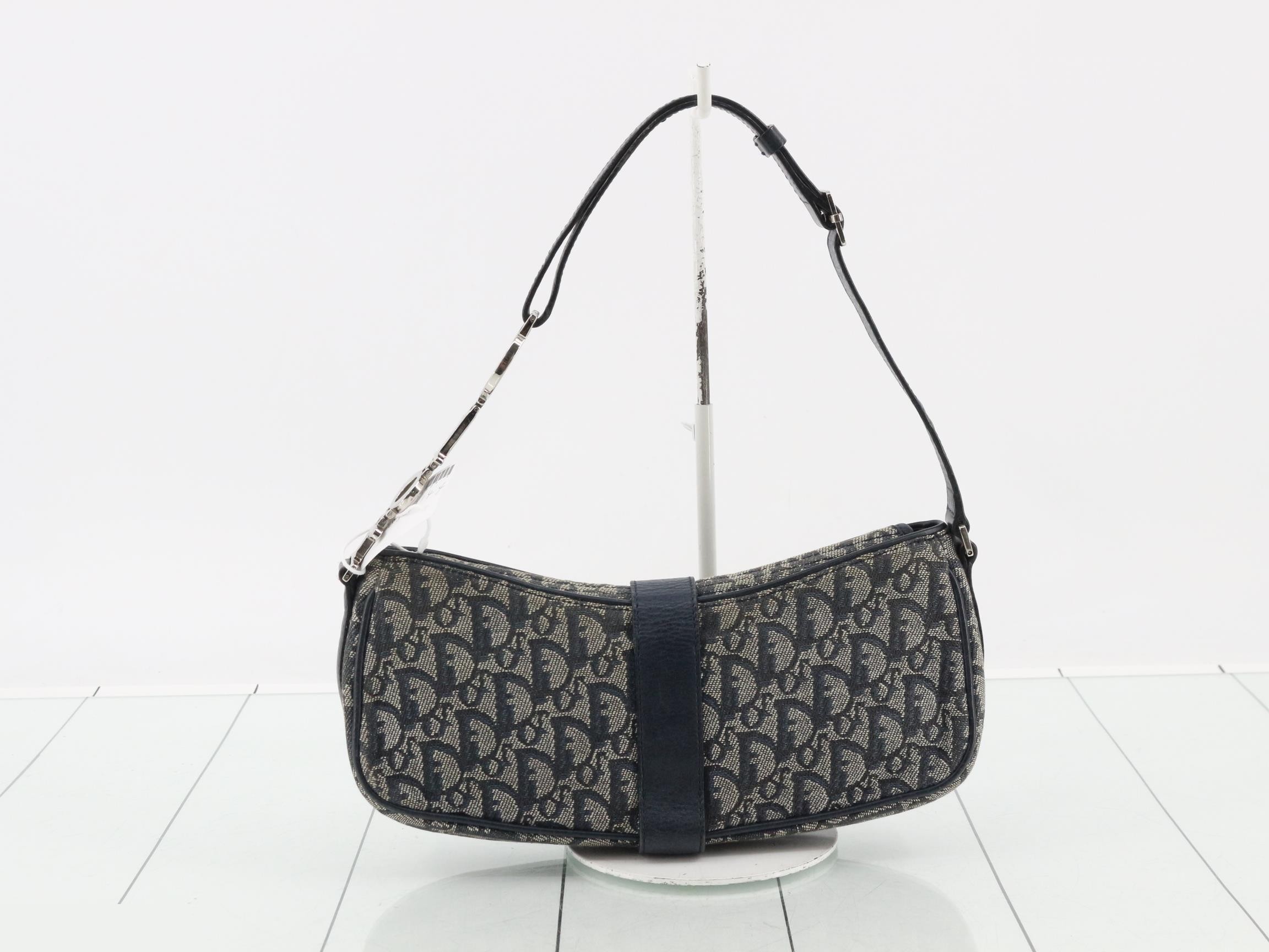 Trotter (bag) - Shoulder bag — view 2