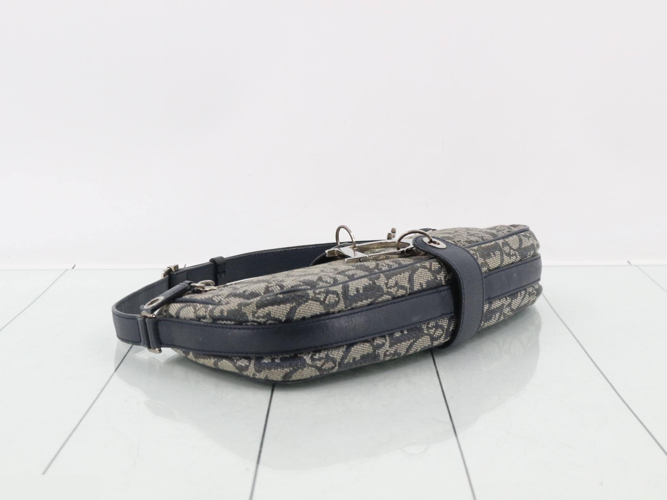 Trotter (bag) - Shoulder bag — view 5