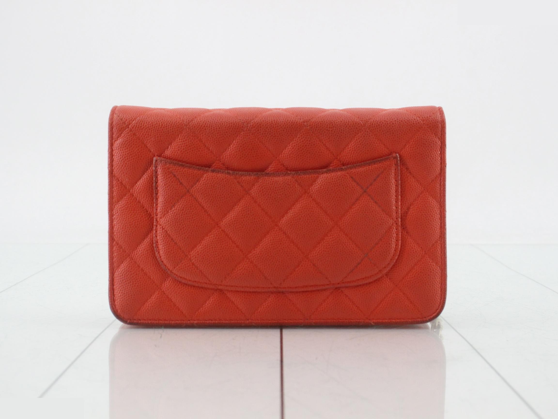 Matelassé Caviar Chain Wallet with Seal Card — view 2