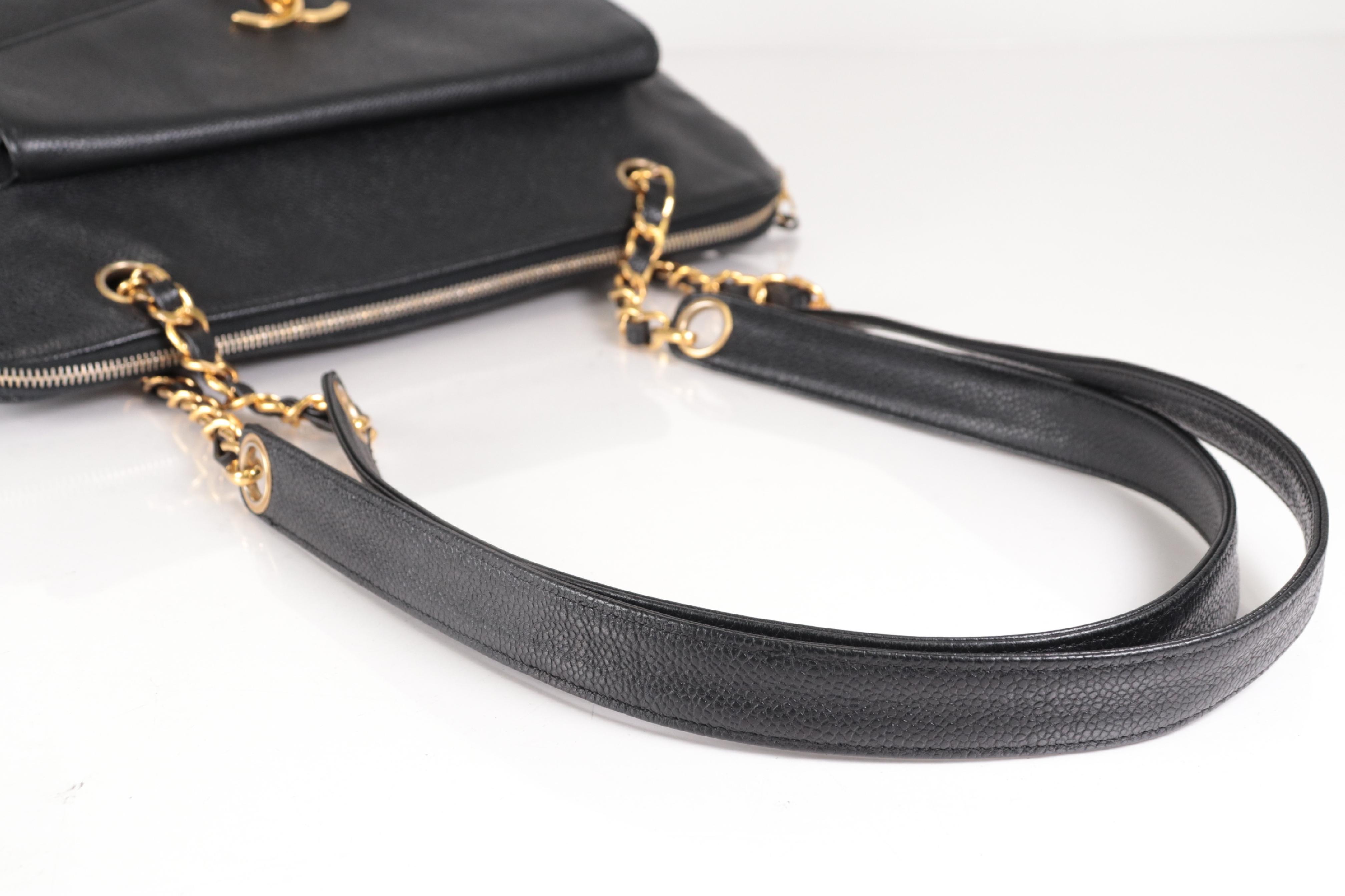 Turnlock Caviar Chain Tote, Series 3 Tote Bag — view 7