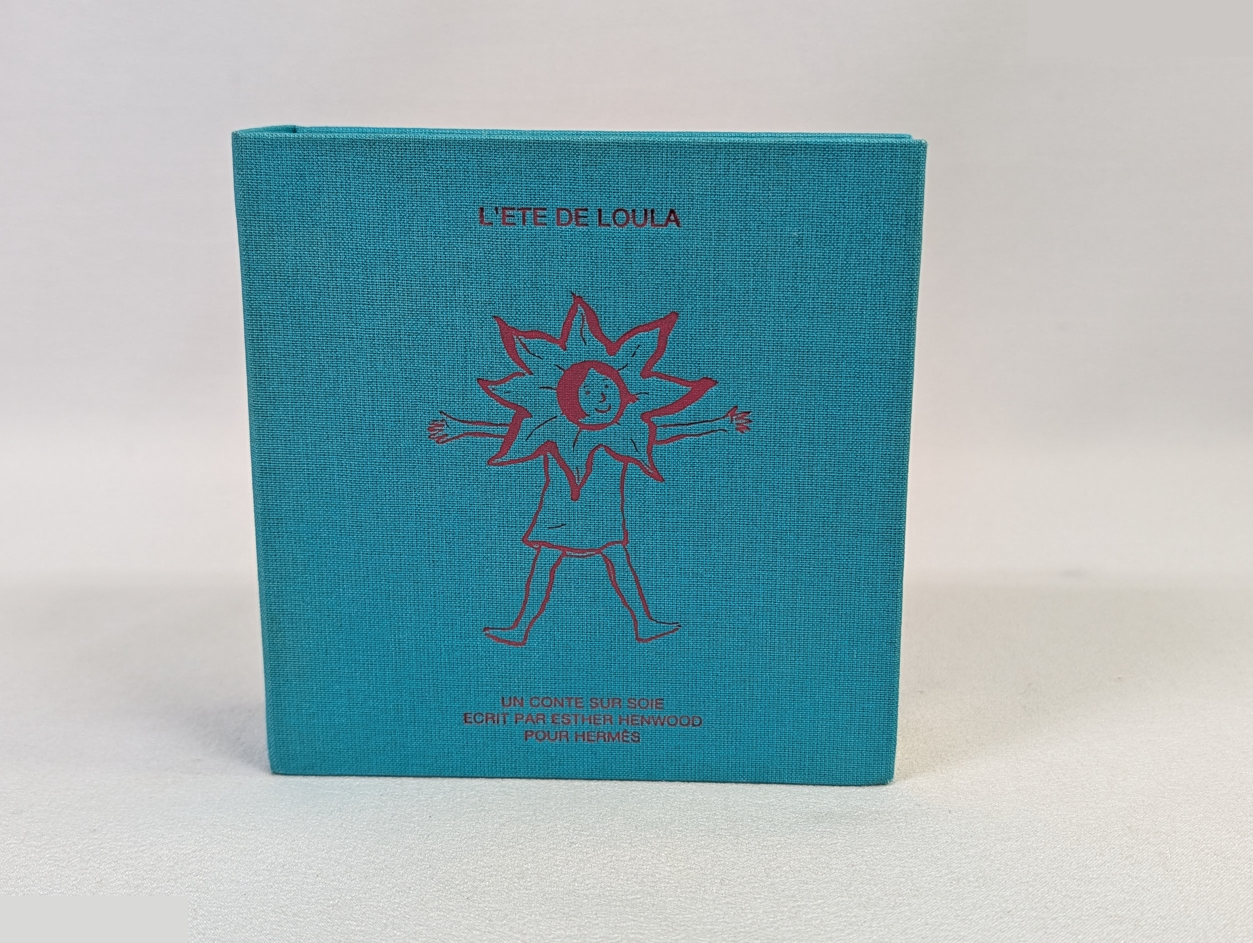 Carre 45, 100% Silk, L ETE DE LOULA (Lula's Summer), with Box. — view 4