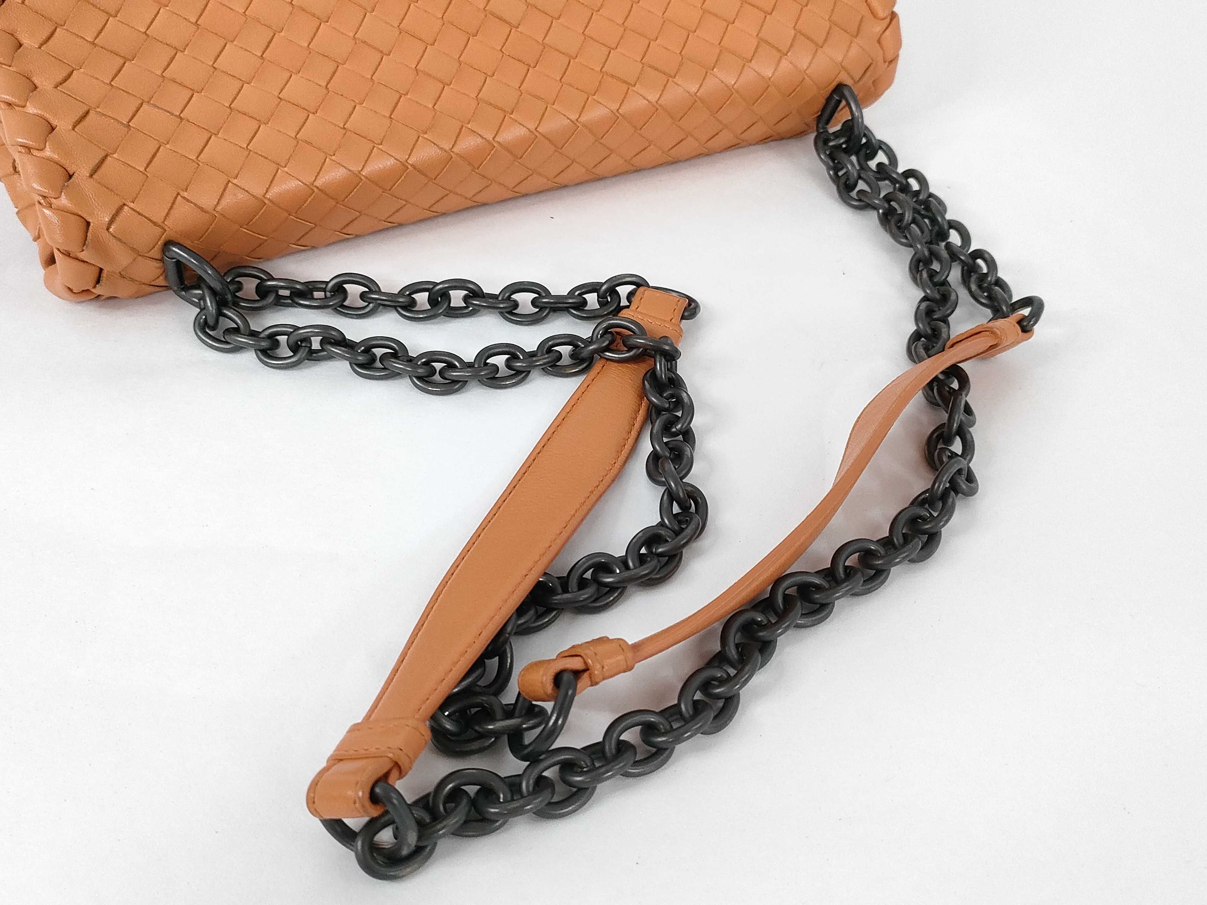 Intrecciato Bottega Veneta Intrecciato Olympian Leather Chain Shoulder Bag Orange Shoulder Bag — view 3
