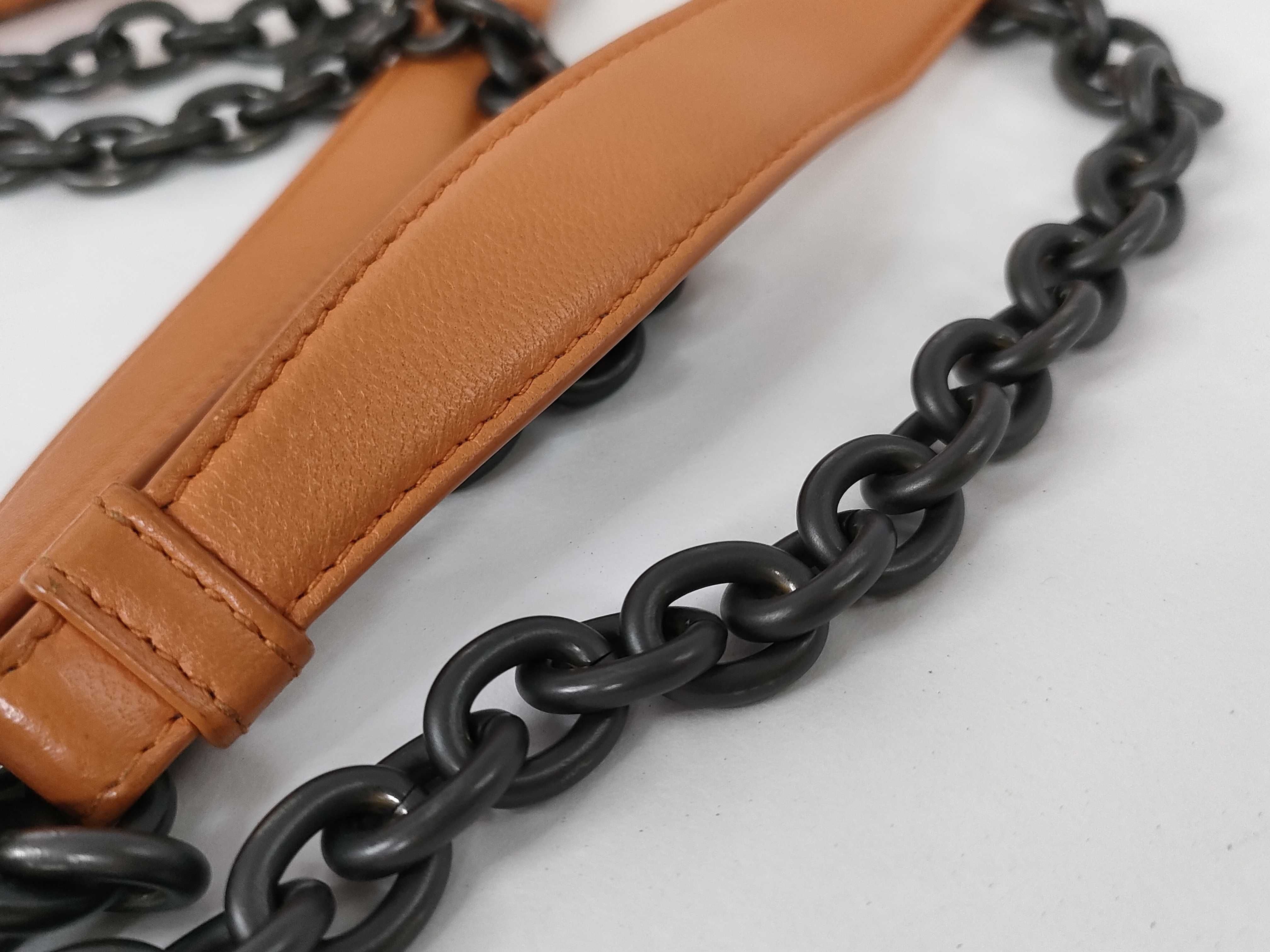 Intrecciato Bottega Veneta Intrecciato Olympian Leather Chain Shoulder Bag Orange Shoulder Bag — view 4