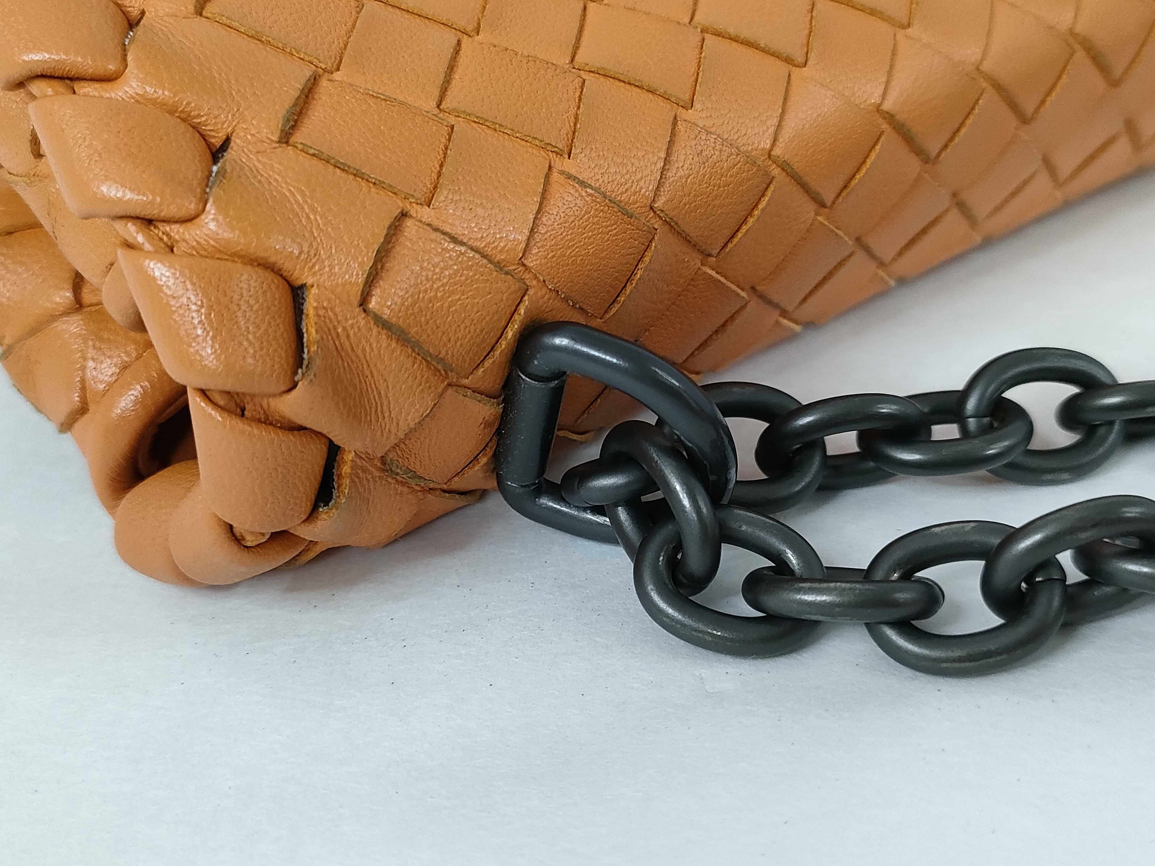 Intrecciato Bottega Veneta Intrecciato Olympian Leather Chain Shoulder Bag Orange Shoulder Bag — view 5