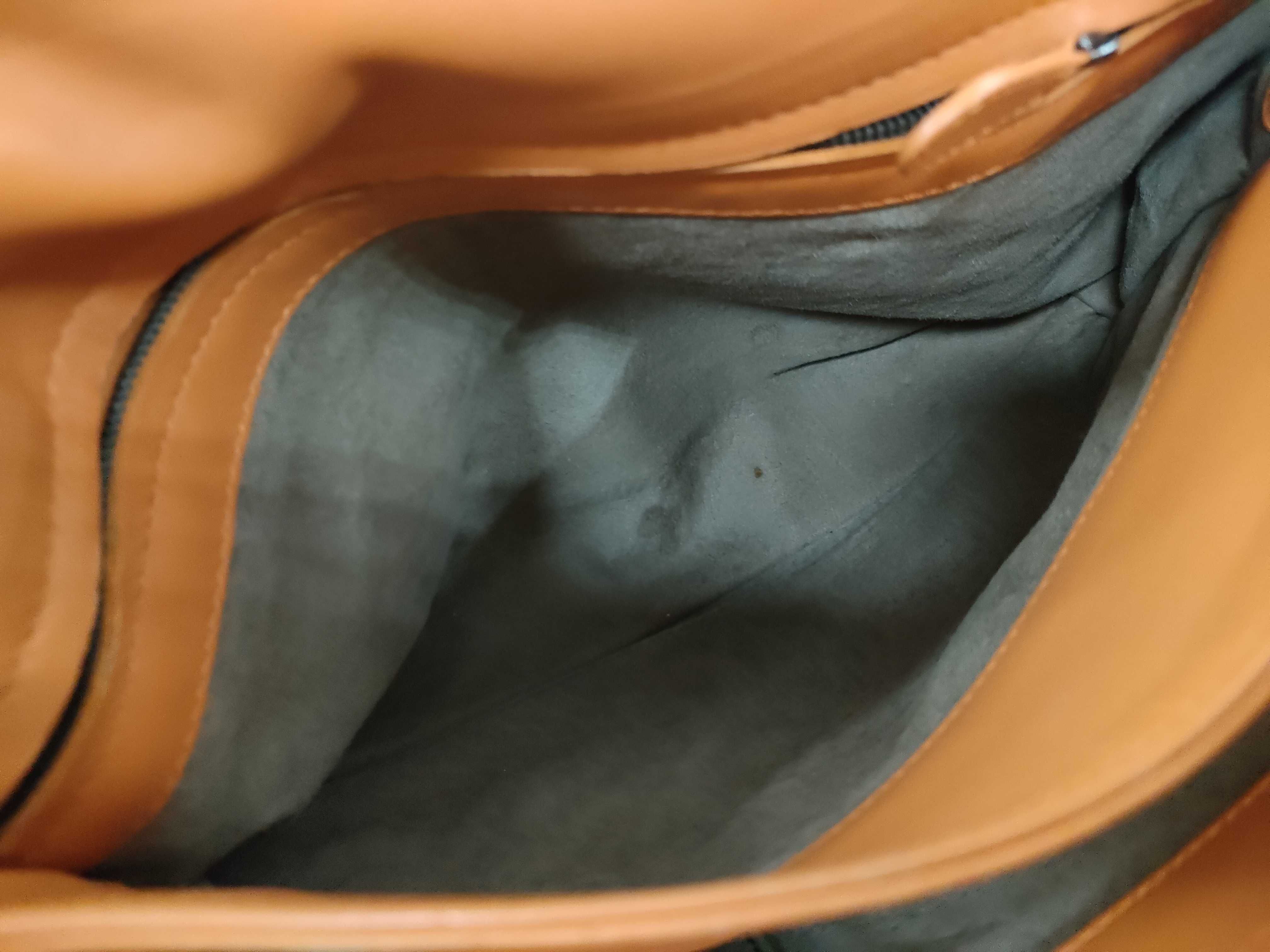 Intrecciato Bottega Veneta Intrecciato Olympian Leather Chain Shoulder Bag Orange Shoulder Bag — view 10