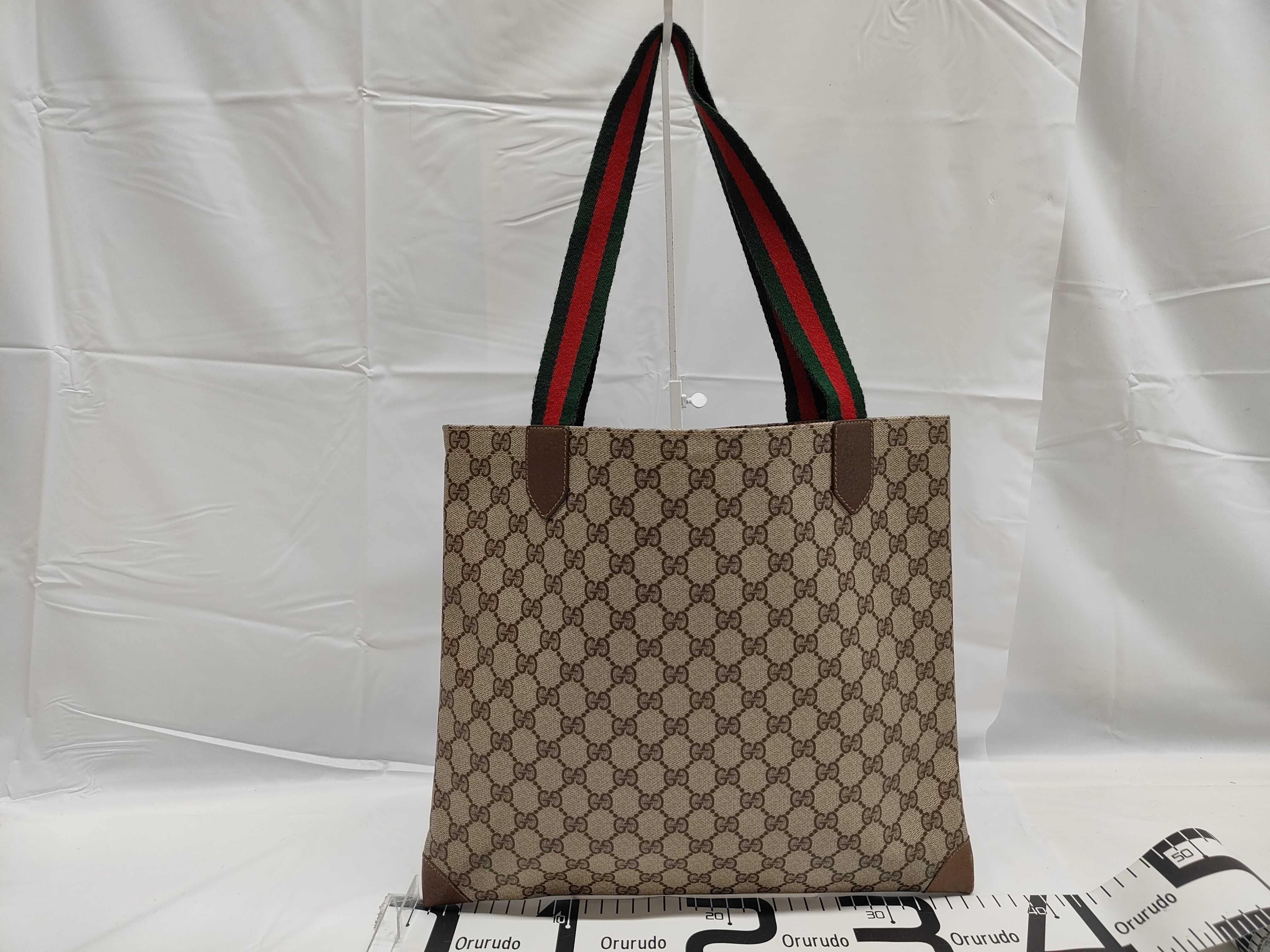 GG Supreme Tote Bag — view 2