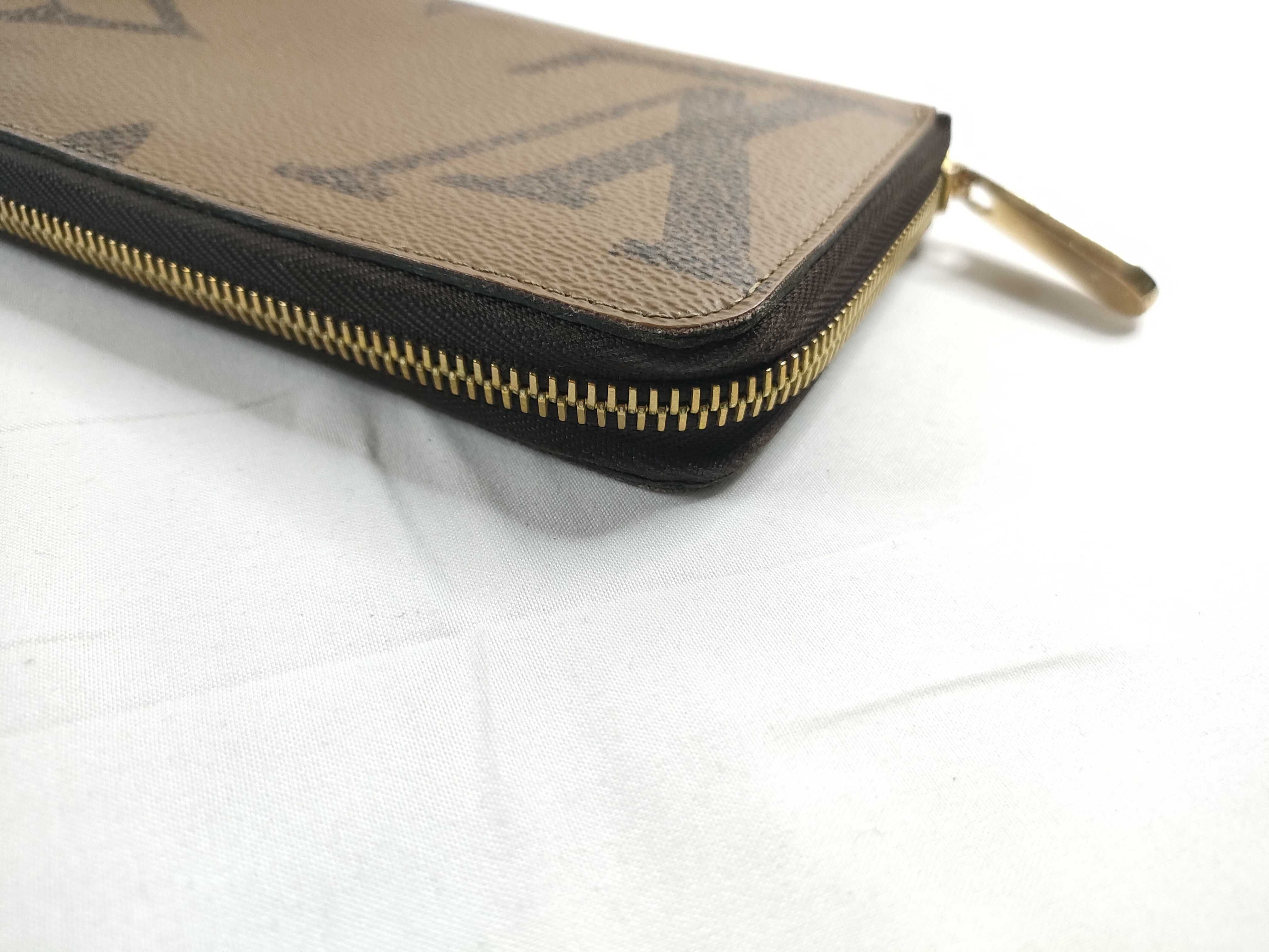 Zippy Wallet Monogram Giant M69353 Wallet — view 4