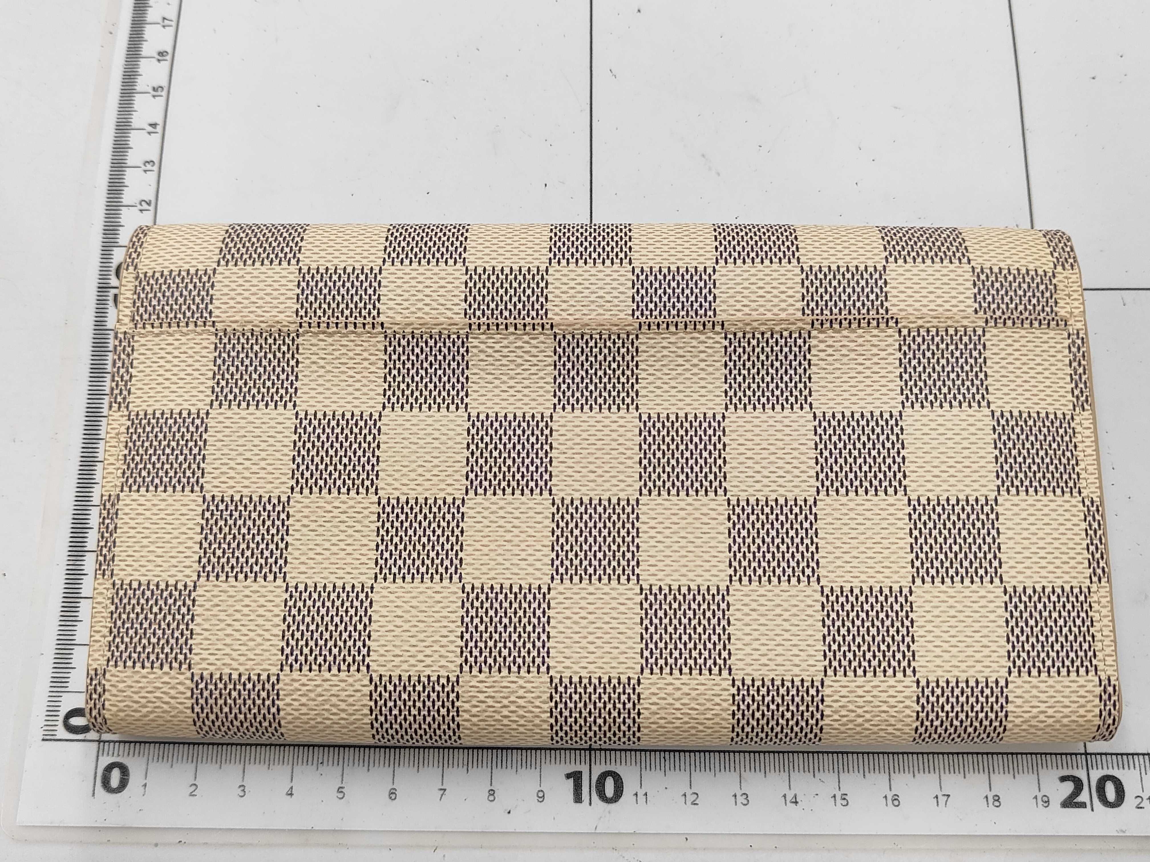 Damier Louis Vuitton Azur Portefeuille Sarah IC Chip Wallet — view 2