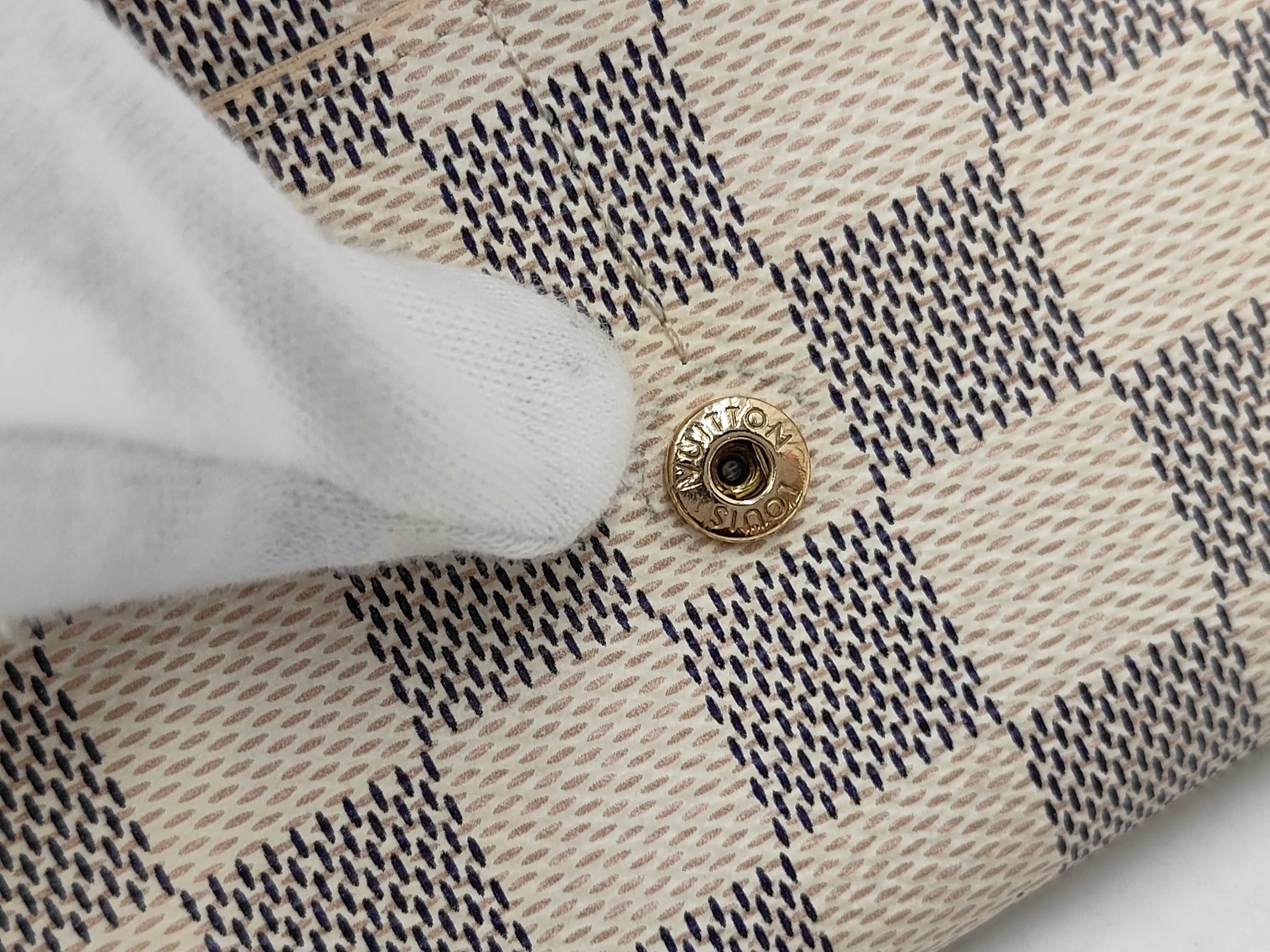 Damier Louis Vuitton Azur Portefeuille Sarah IC Chip Wallet — view 7