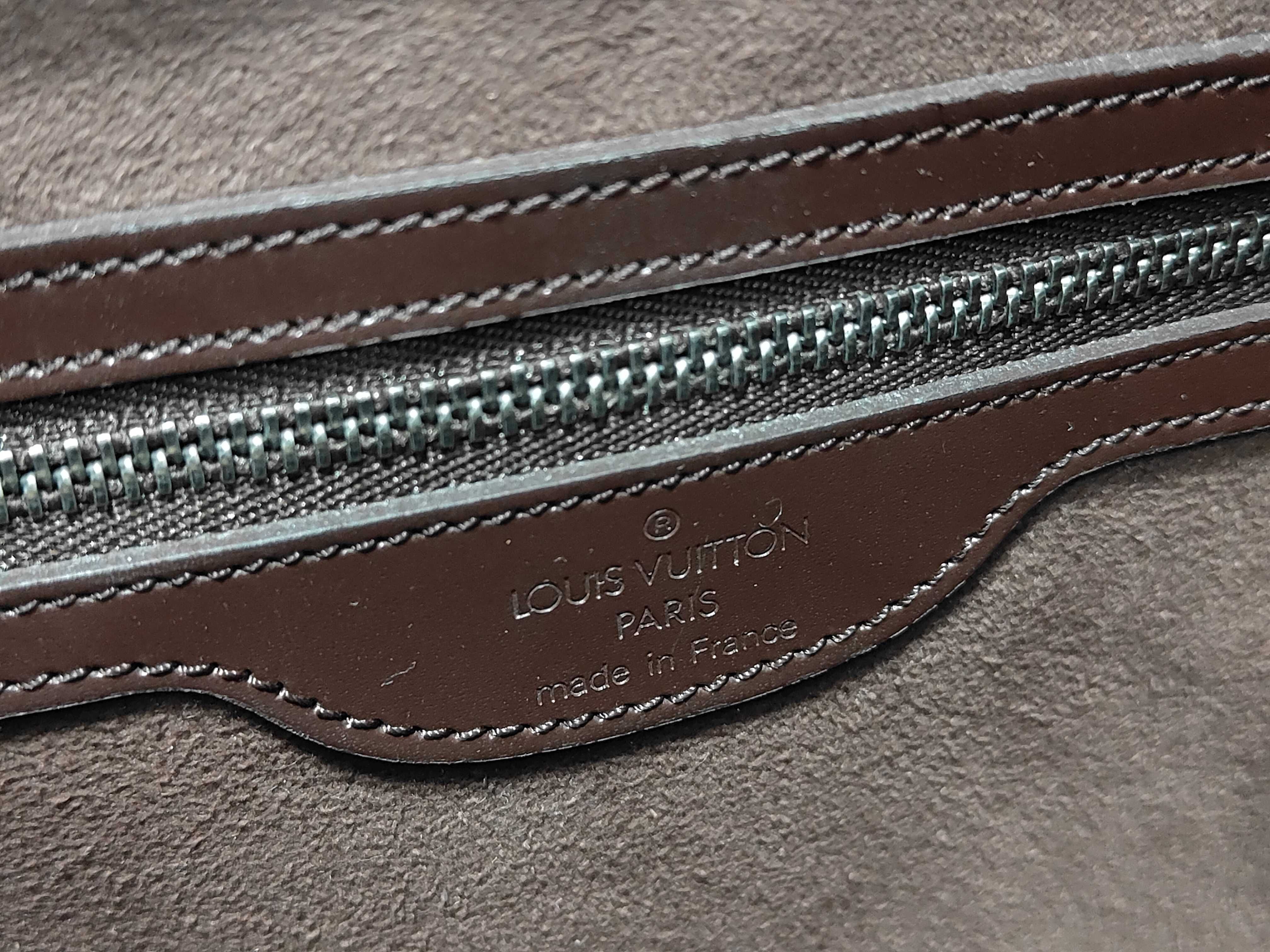 Epi Verseau Shoulder Bag — view 9