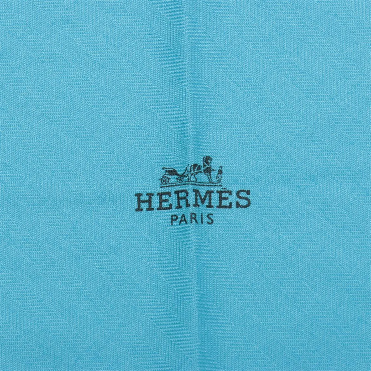 Losange scarf, cashmere x silk, light blue, some wear, snags, pilling. — view 4