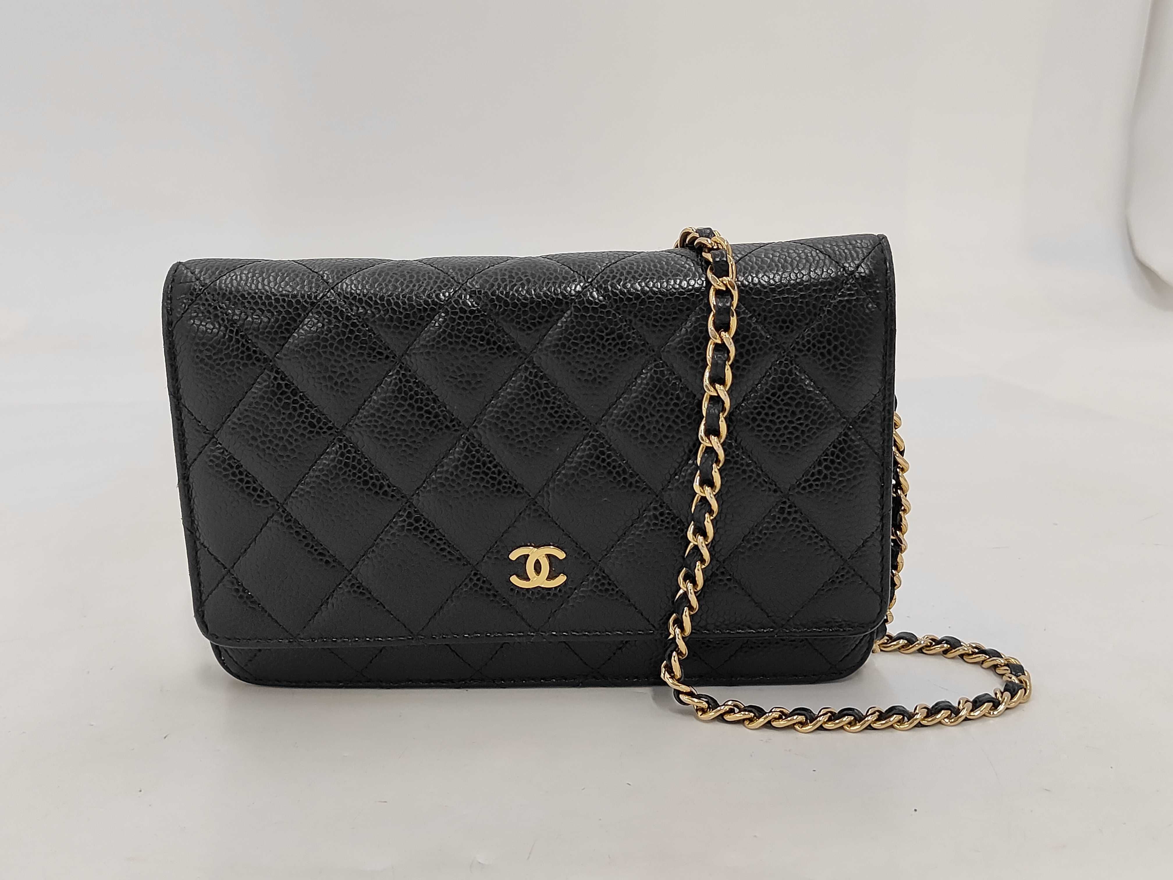 Caviar Chain Wallet Shoulder Bag