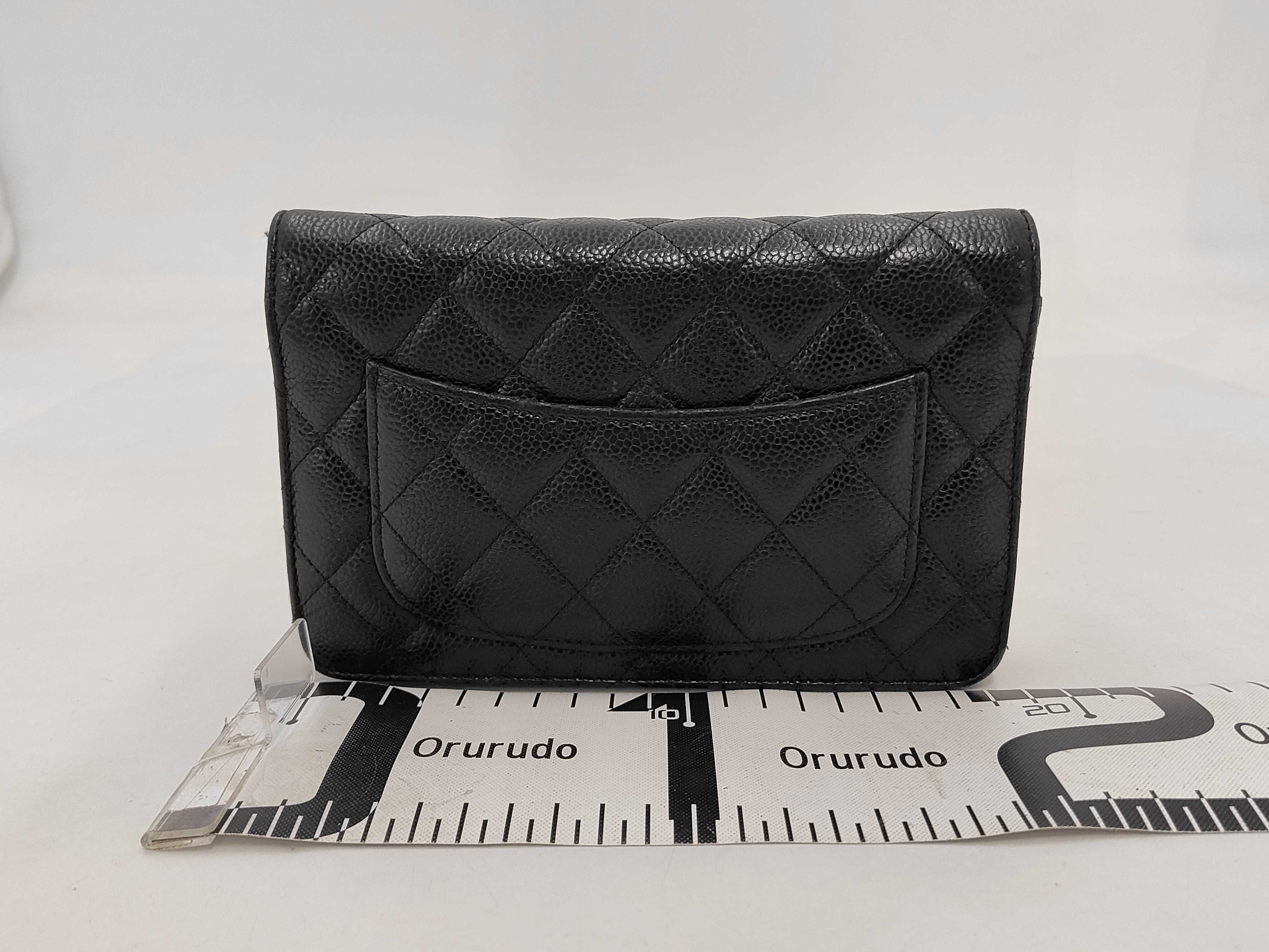 Caviar Chain Wallet Shoulder Bag — view 2