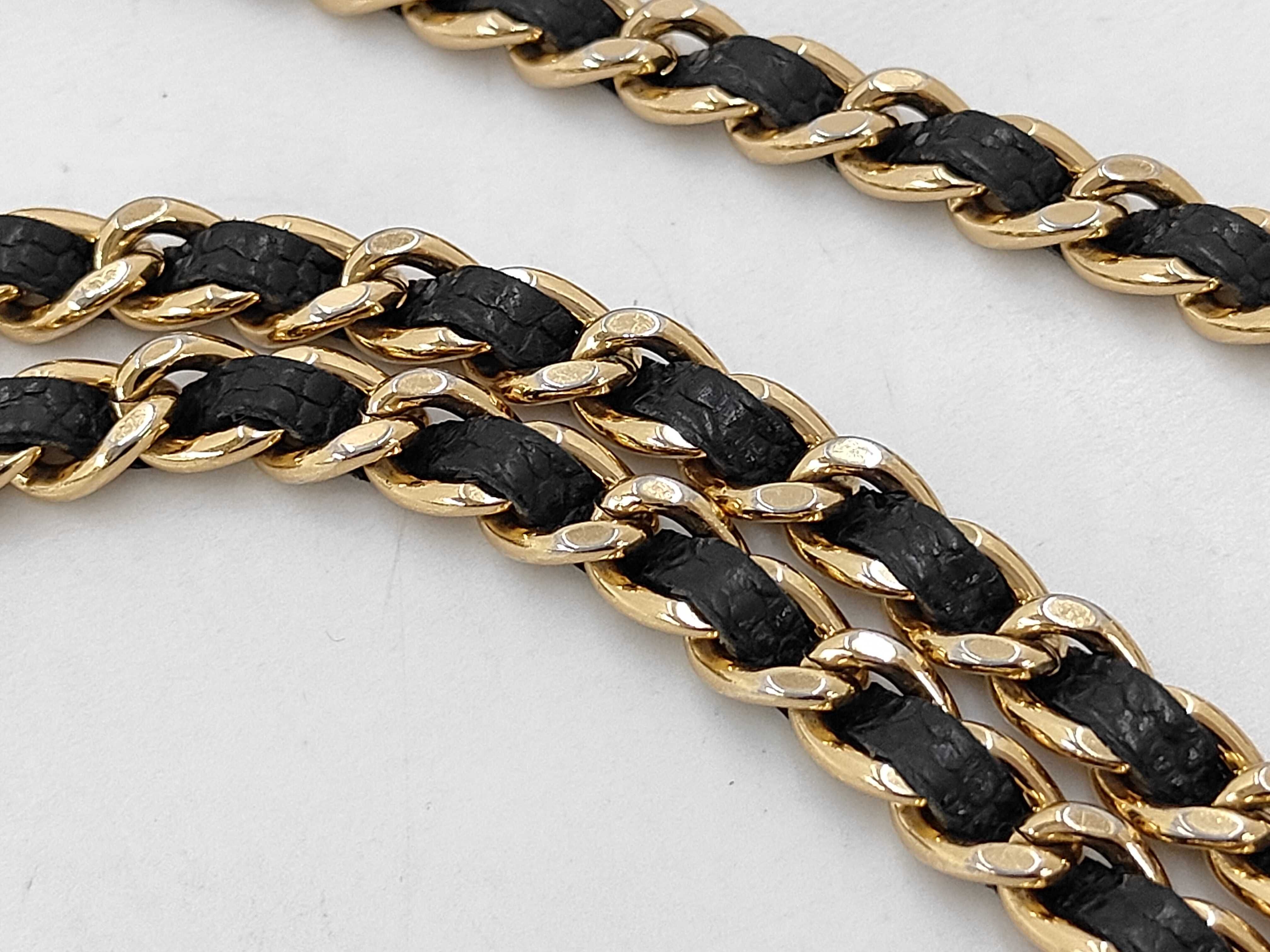 Caviar Chain Wallet Shoulder Bag — view 6
