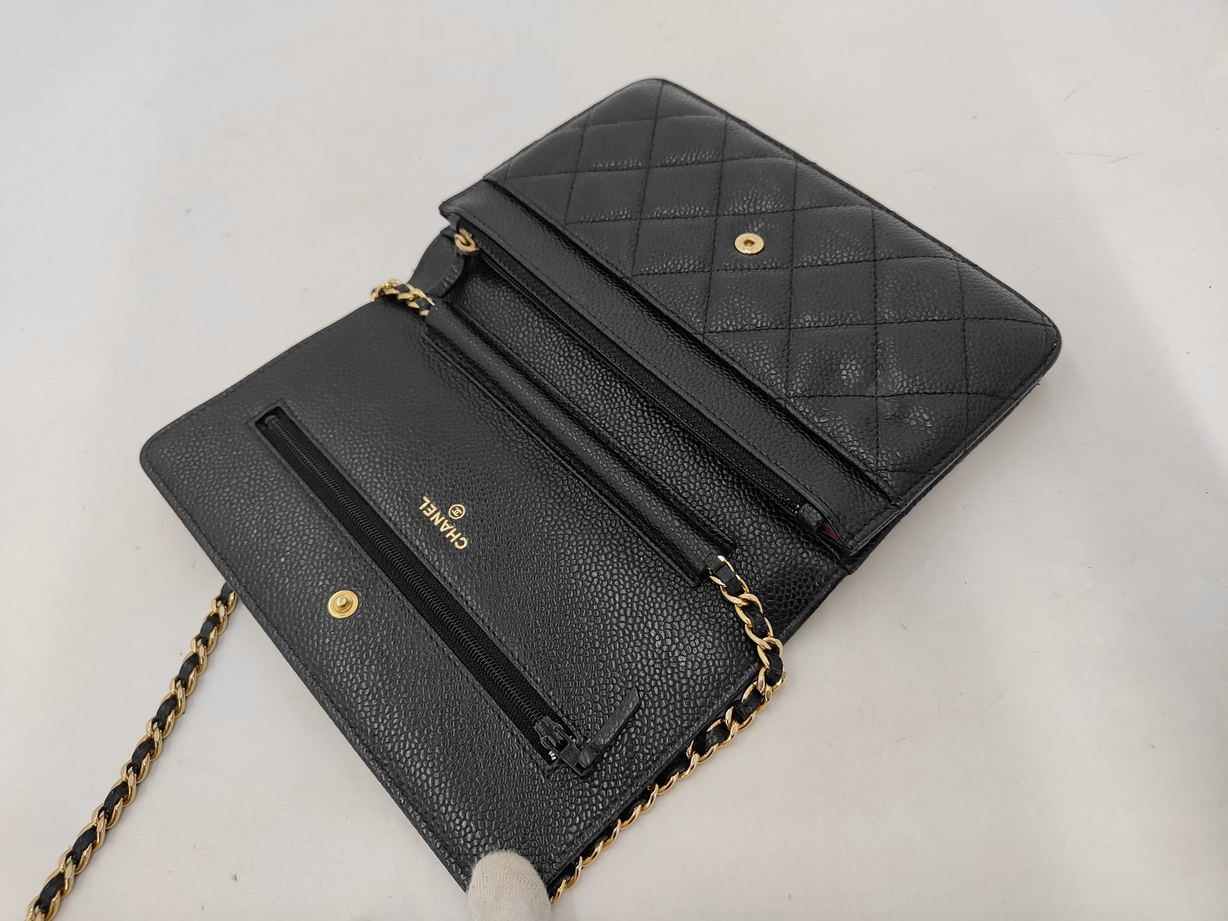 Caviar Chain Wallet Shoulder Bag — view 8