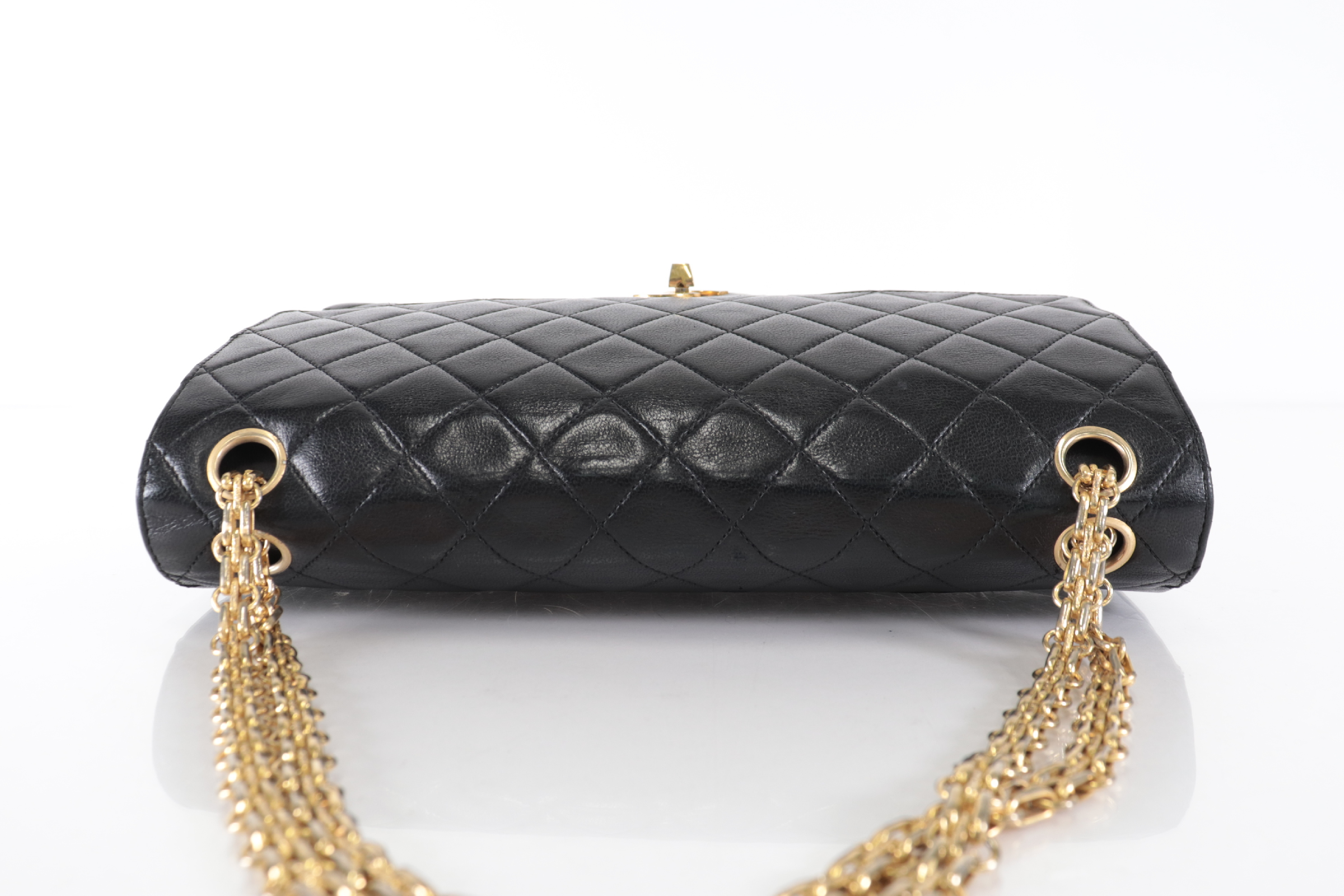 W-flap 27 Lambskin Shoulder Bag (Serial No. 2) — view 6