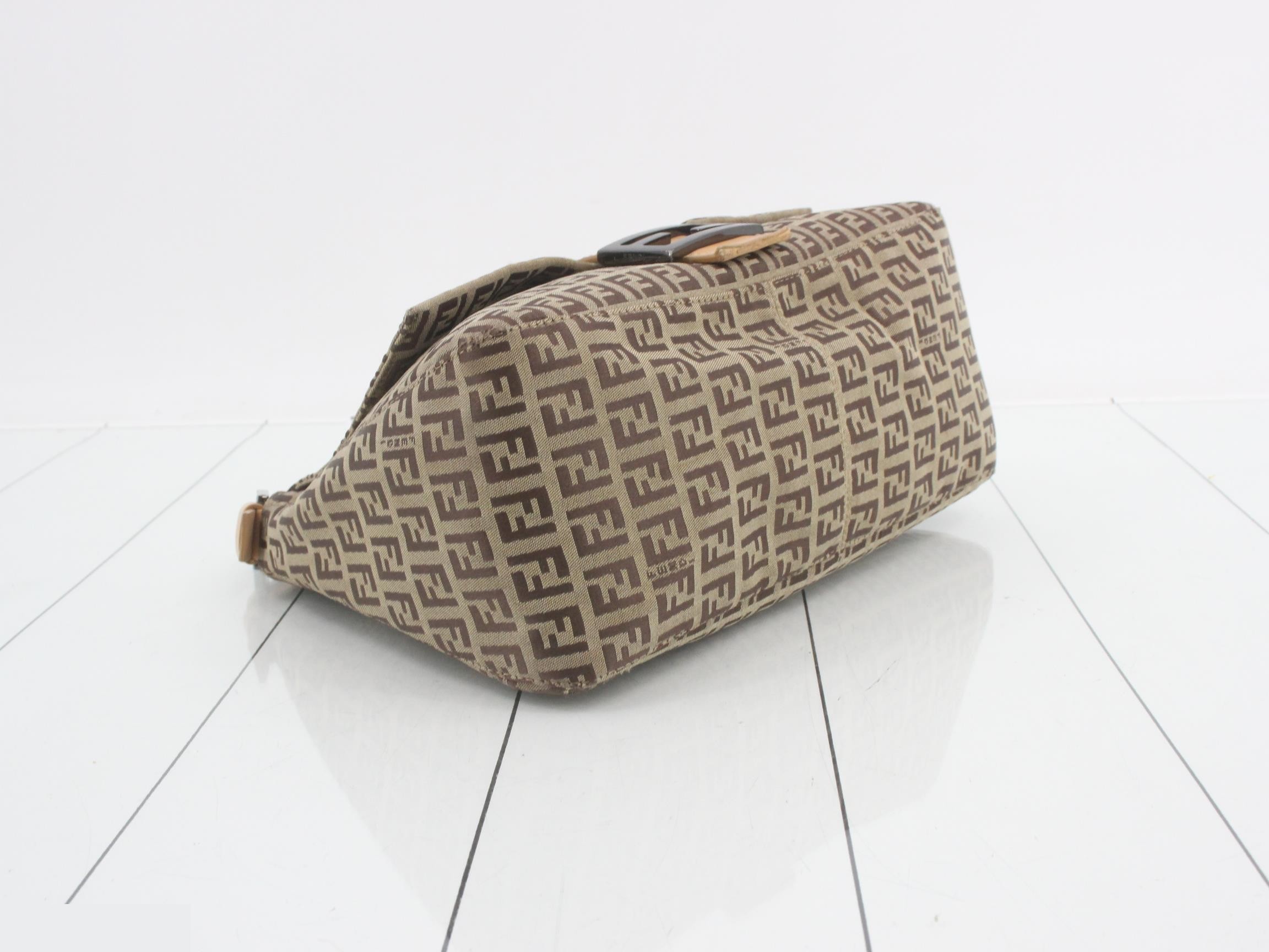 ZUCCA Mamma Bucket Shoulder Bag — view 5