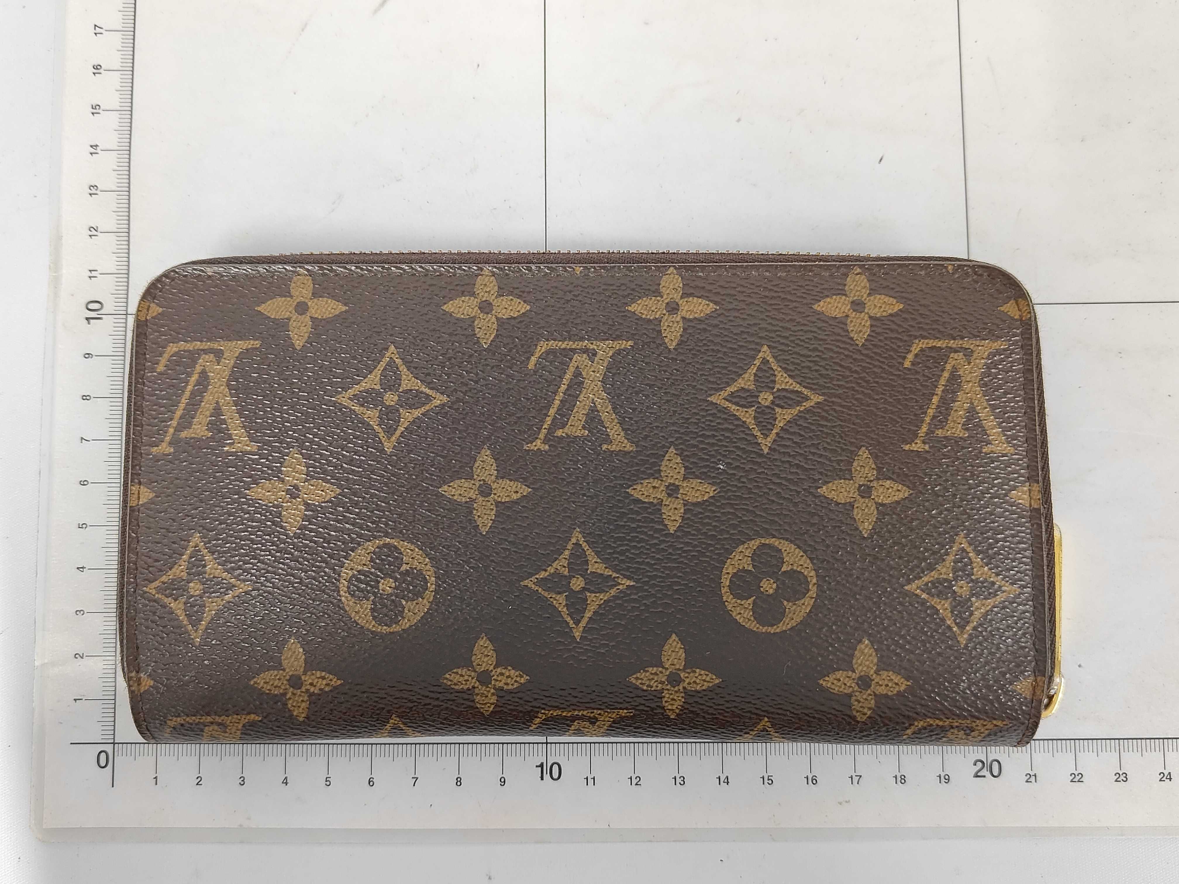 Monogram Zippy Wallet M42616 Wallet — view 2