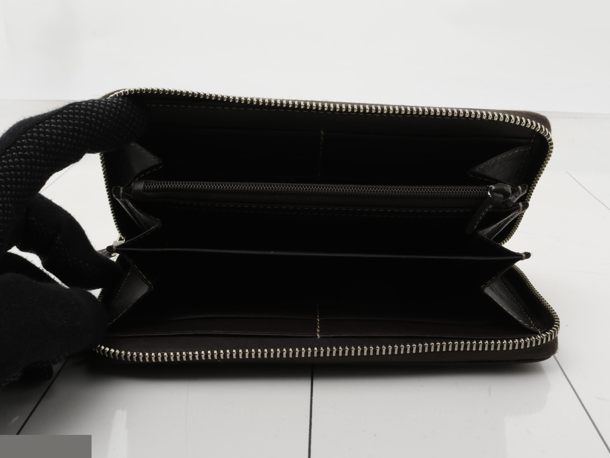 GG Supreme Round Zipper Long Wallet 308009 — view 4