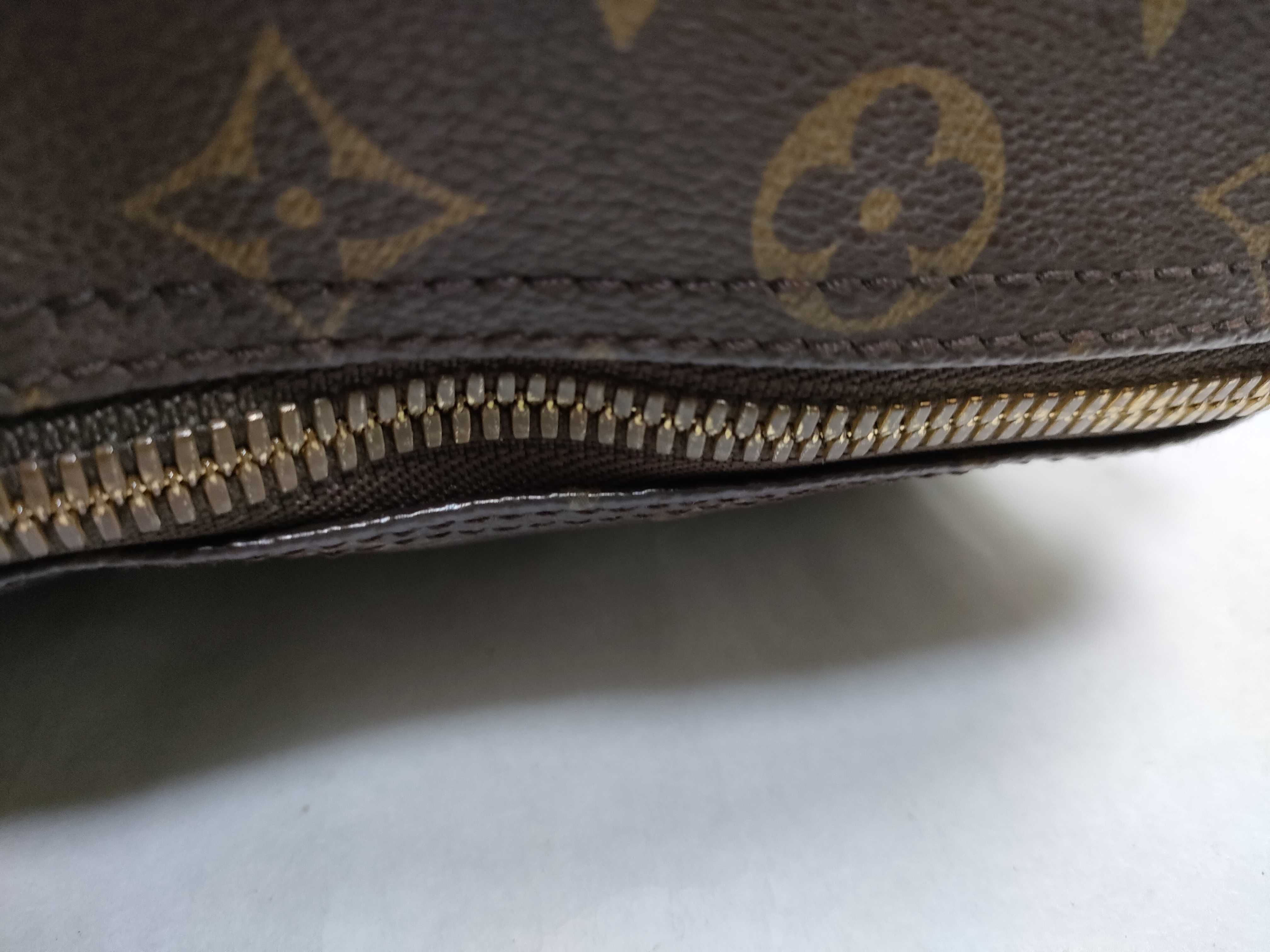 Monogram PH - Monogram Canvas Keepall Bandouillere Handbag Brown M Boston Bag — view 6