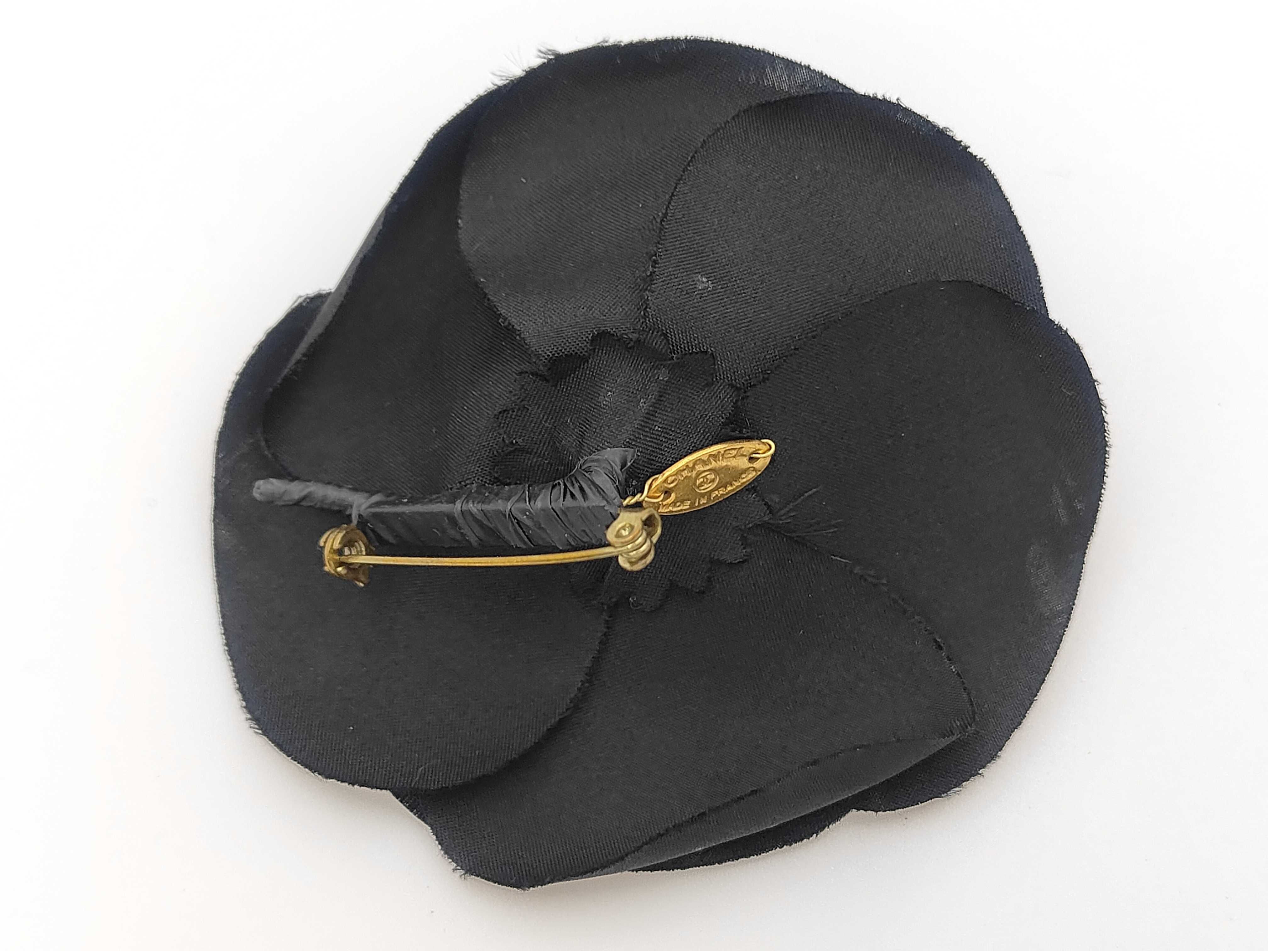 Camellia Corsage Black Brooch — view 2