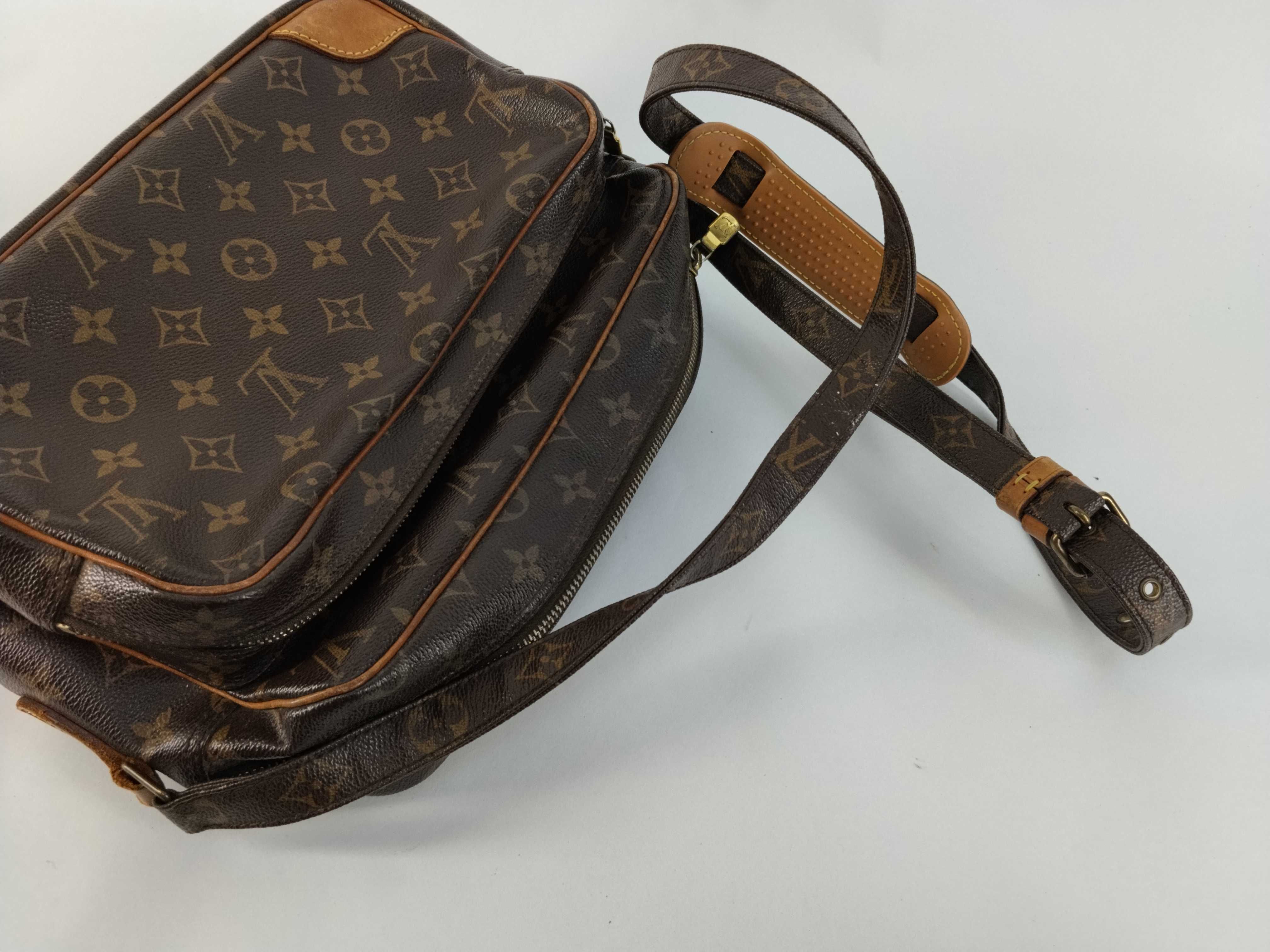 Monogram Bag Nile AR0095 Shoulder Bag — view 3