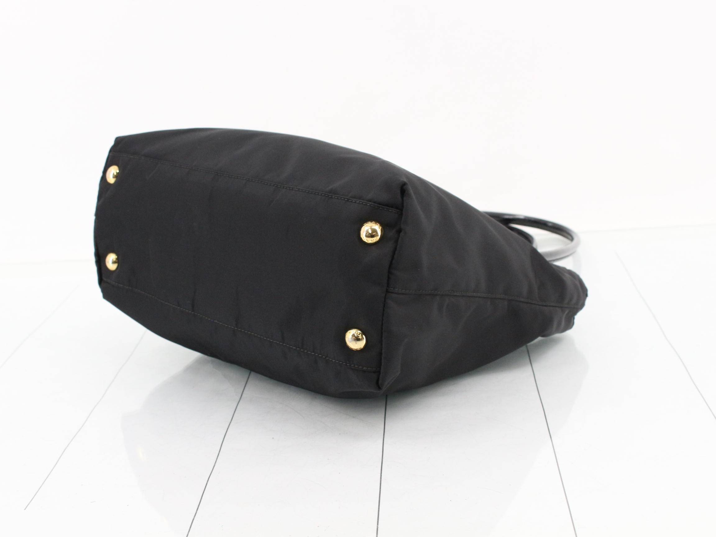 Nylon Triangle Plate Tote Bag — view 6