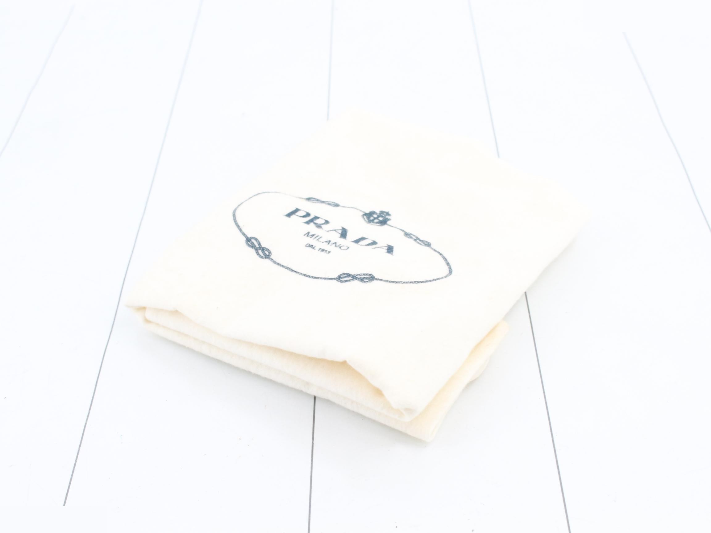 Nylon Triangle Plate Tote Bag — view 7